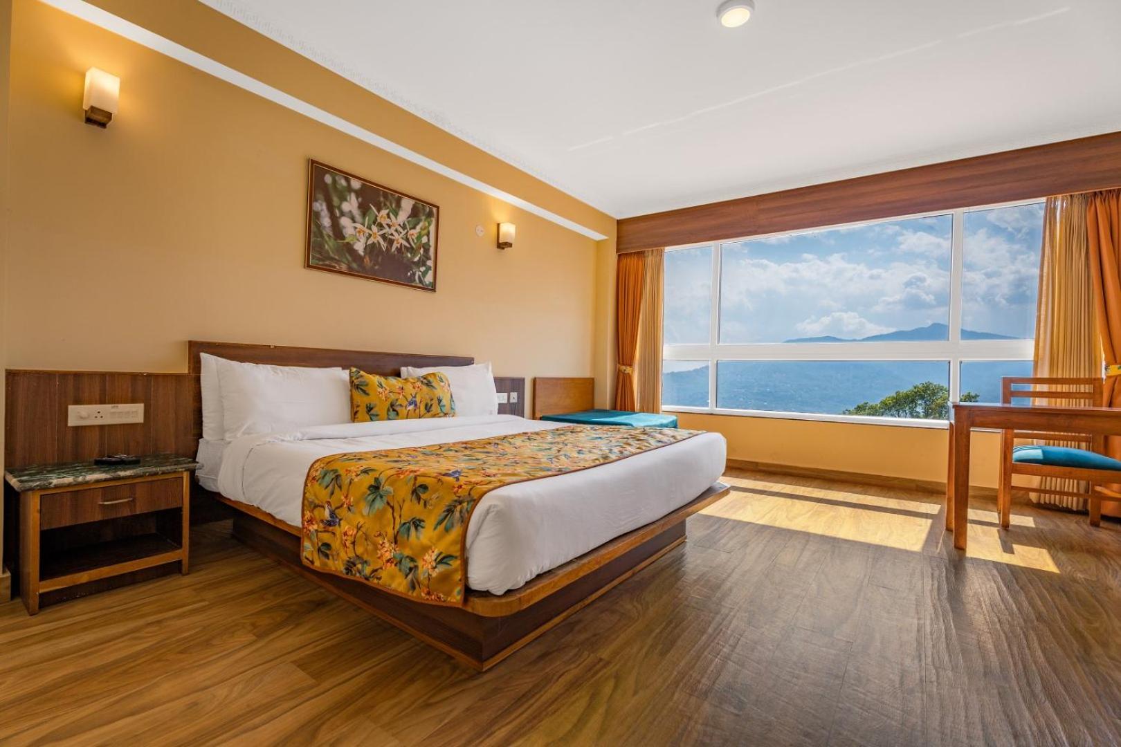 Premium View Room  - Photo 9