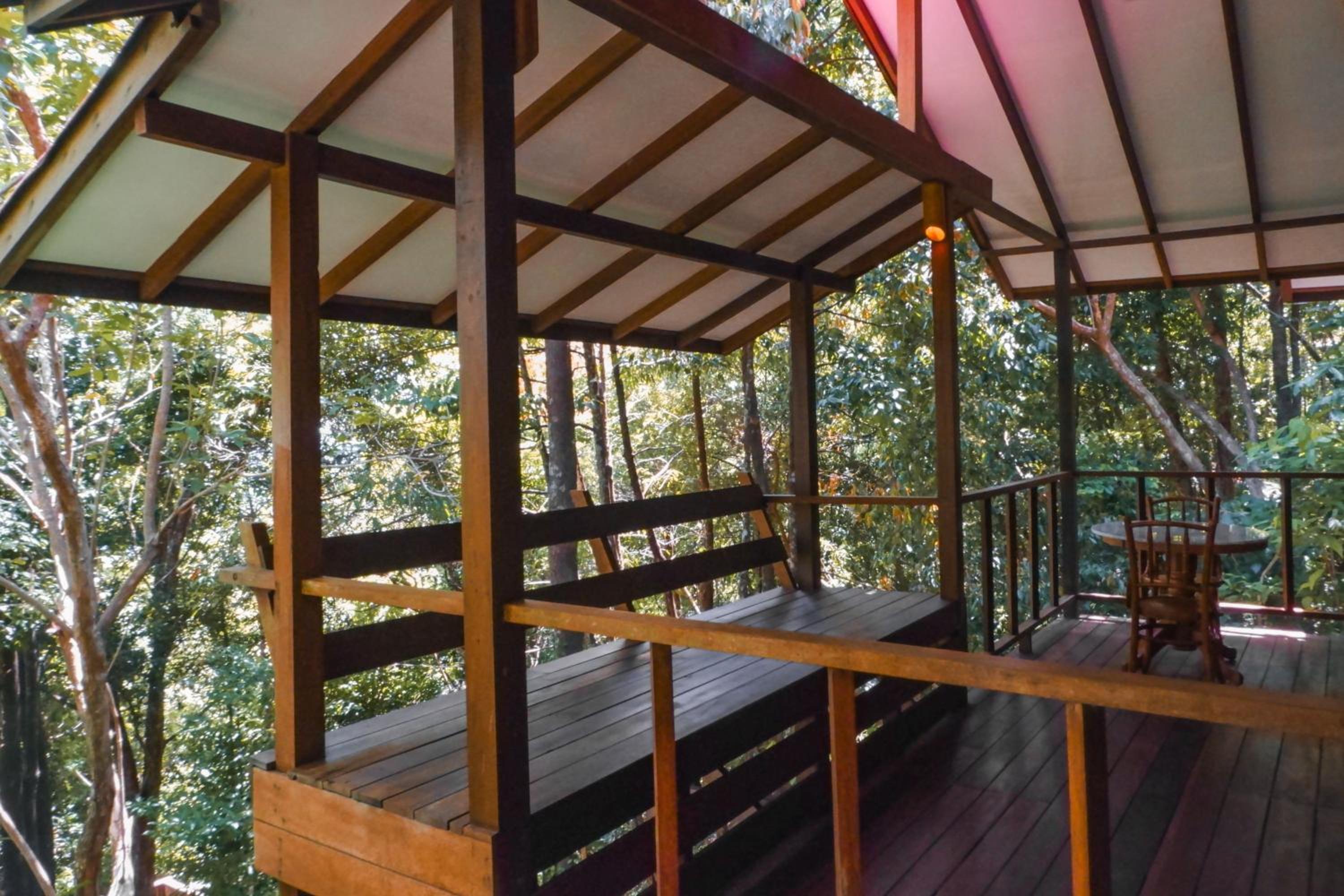Treetop Chalet (with Balcony and Rainforest View) - Photo 2
