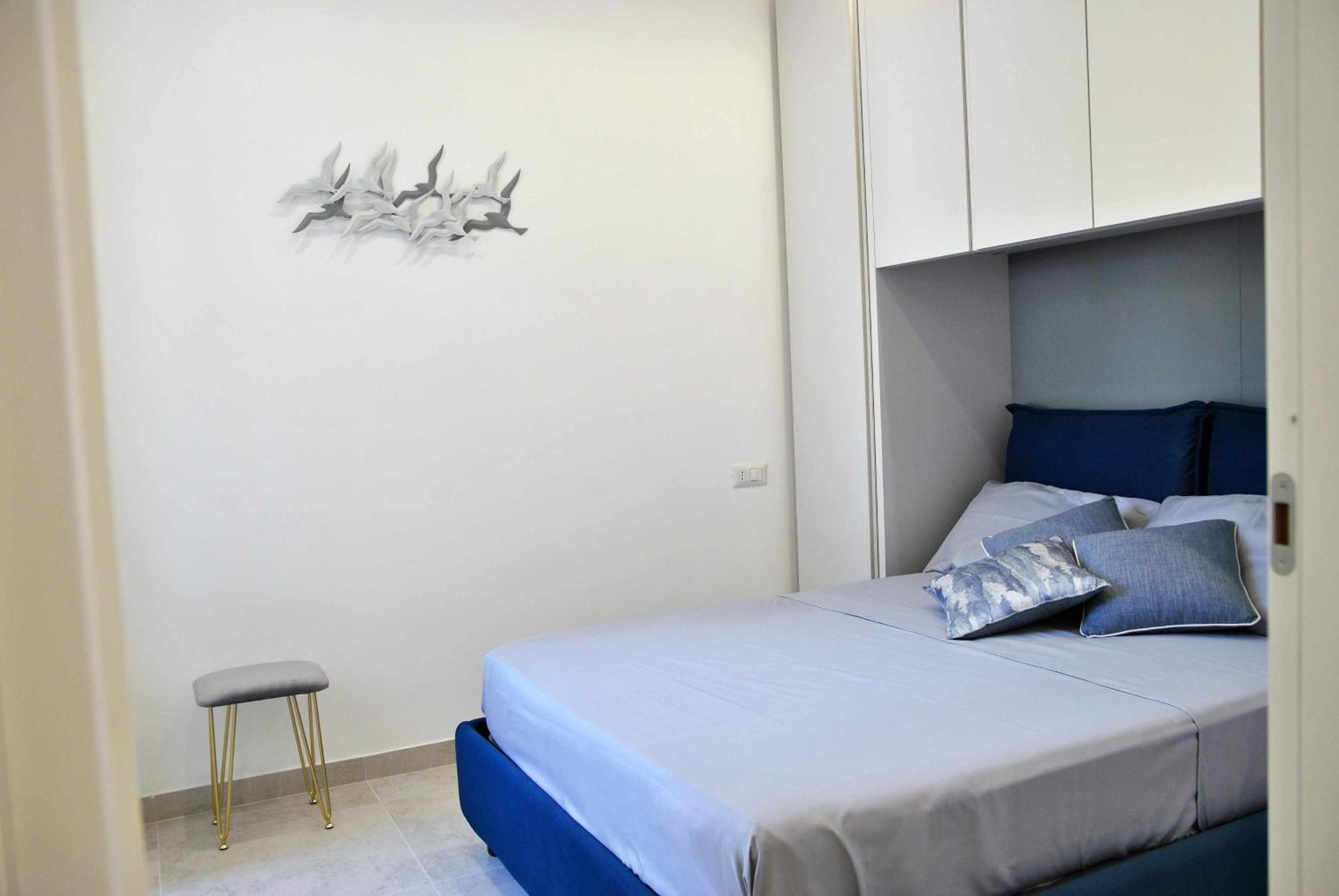 Three-Bedroom House photo 3