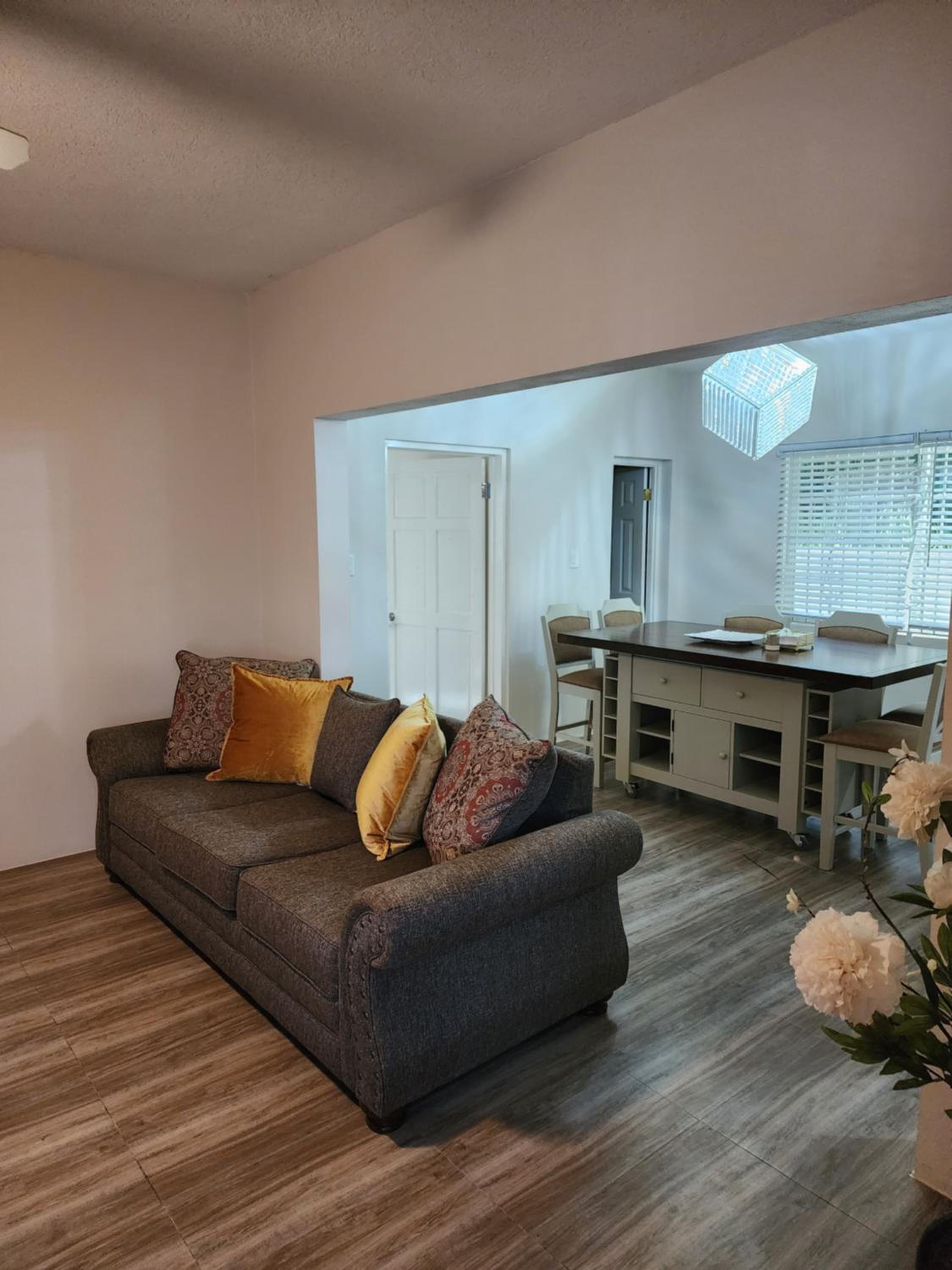 Four-Bedroom House photo 1