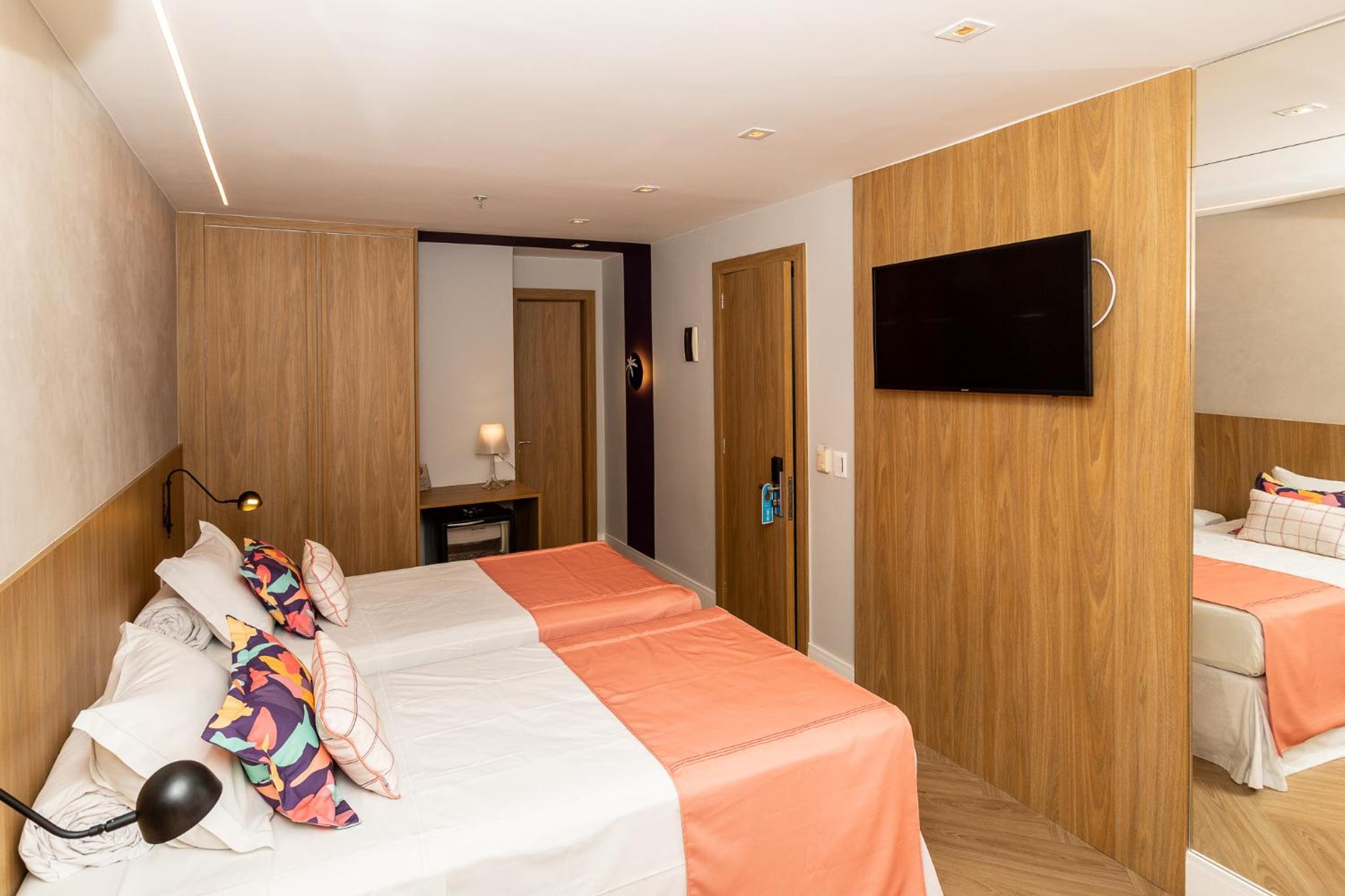 Standard Twin Room
