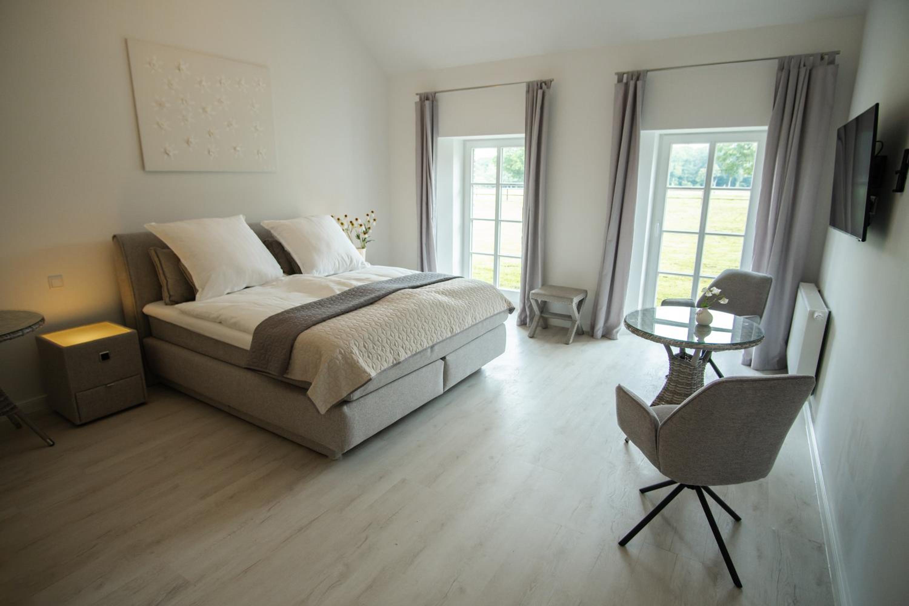 King Room with Garden View