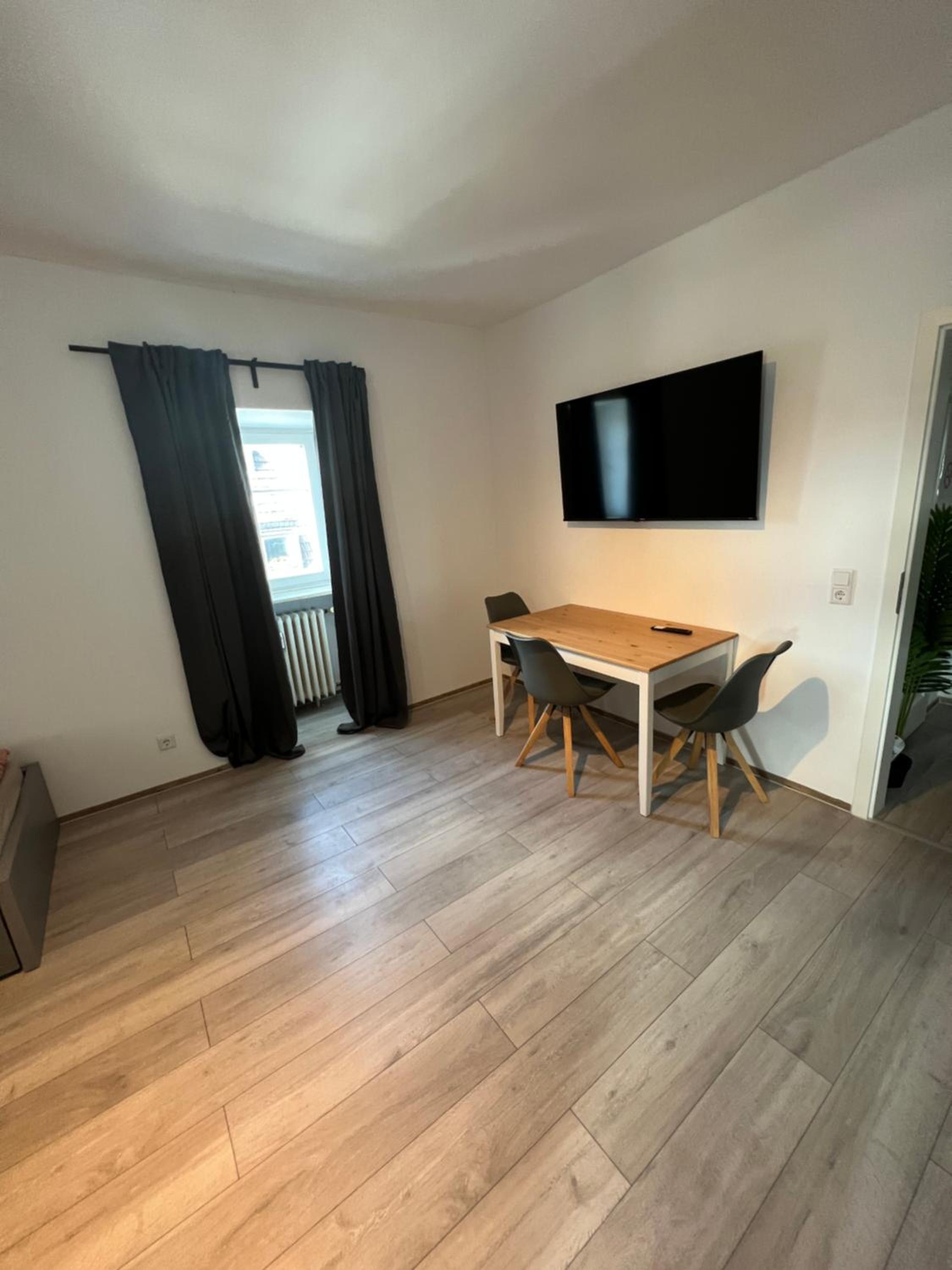 Five-Bedroom Premium Apartment photo 1