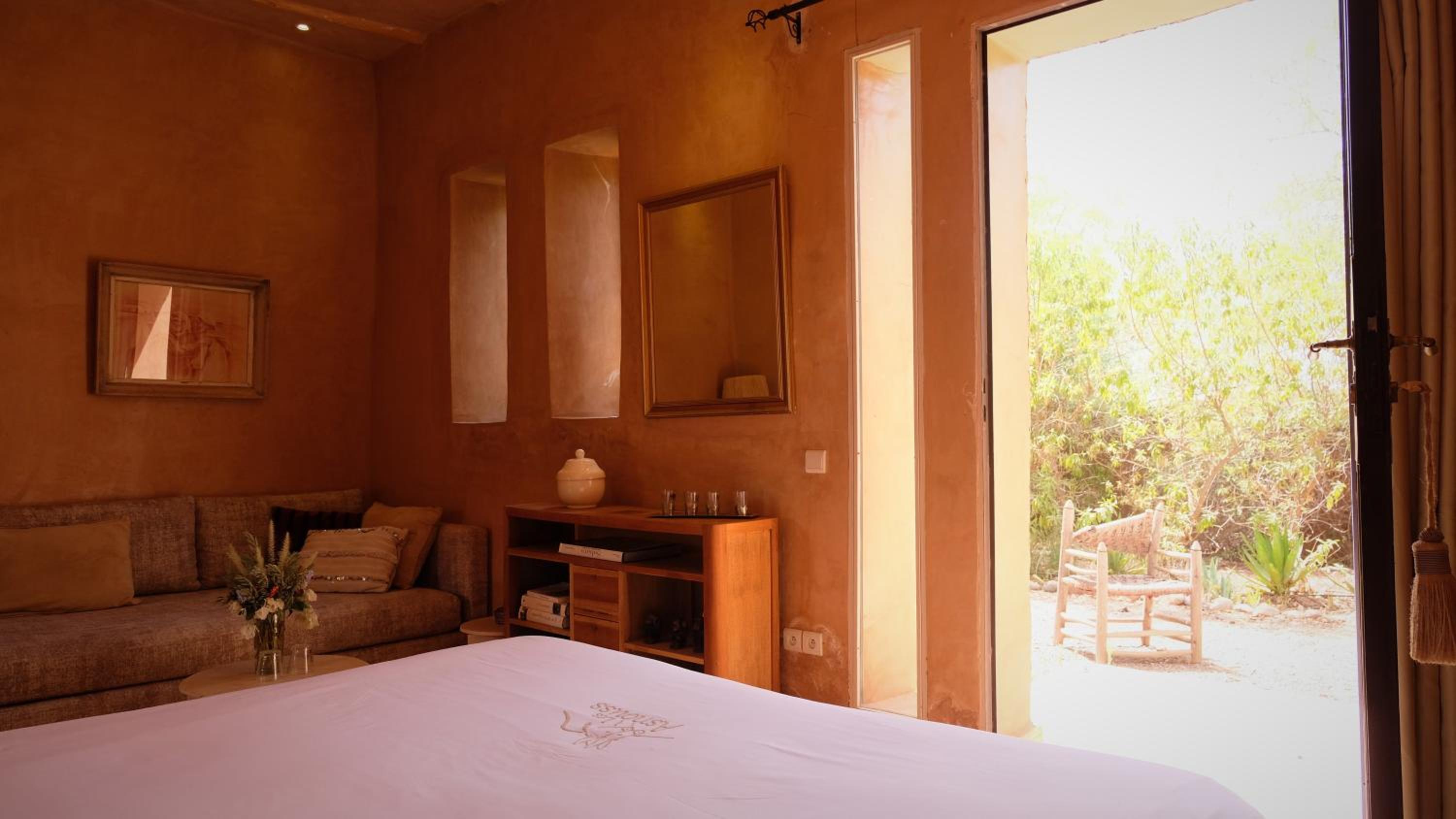 Double Room with Private Bathroom - Photo 3