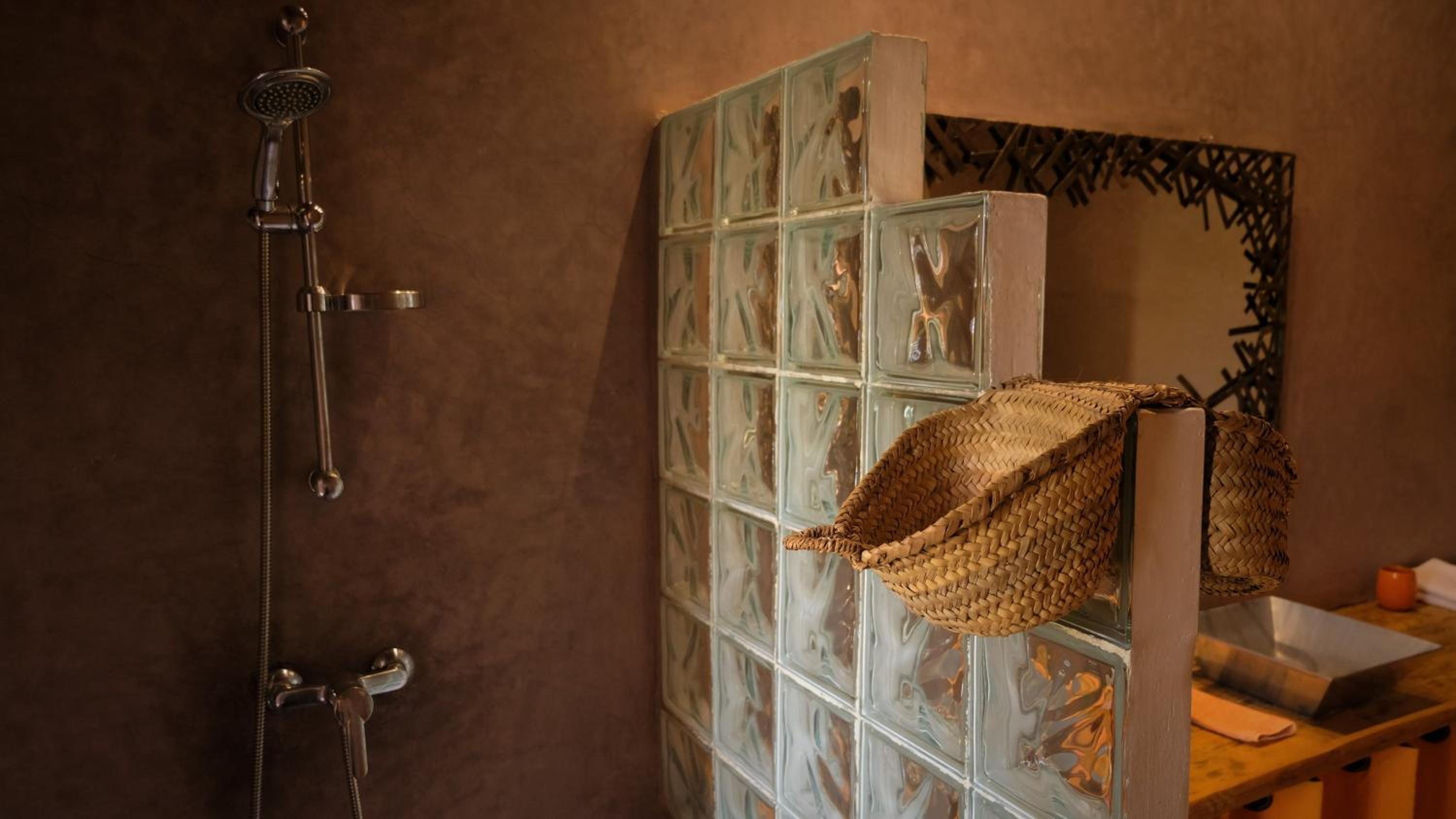 Deluxe Suite - Photo 4