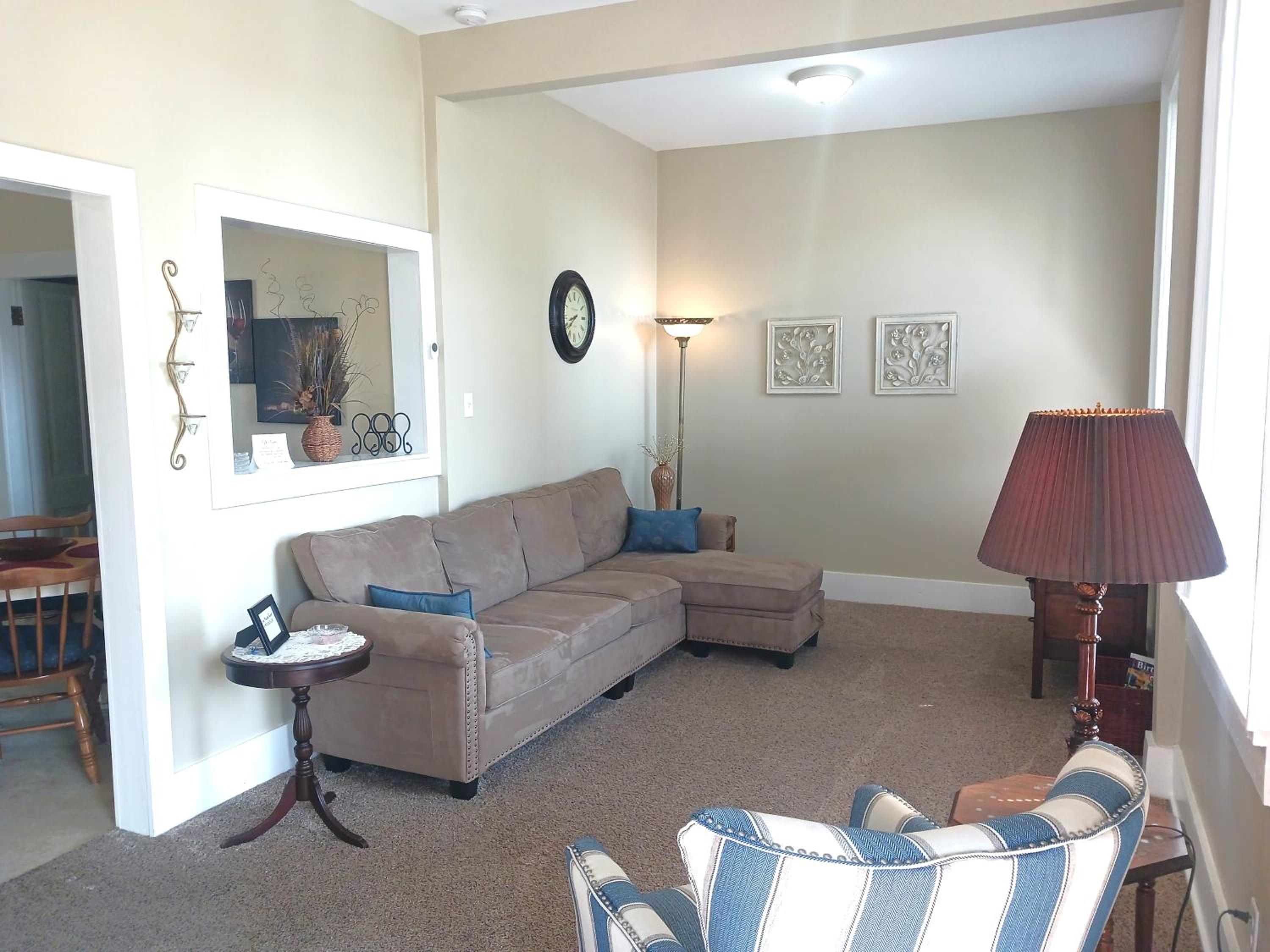 Queen Suite photo 2