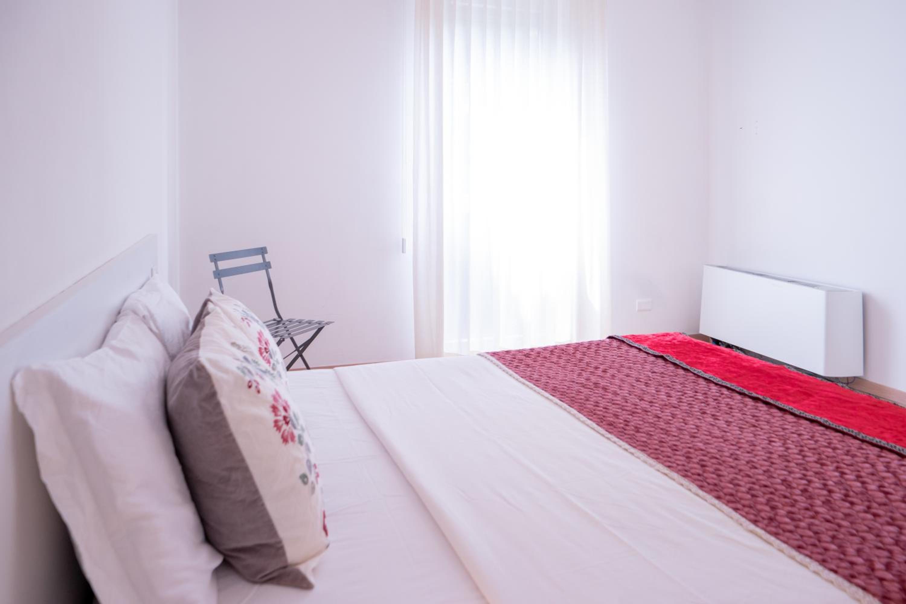 Deluxe Double Room - Photo 15