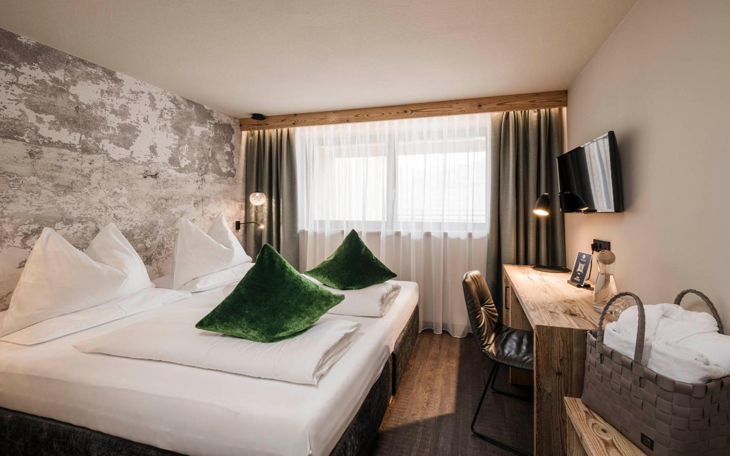Small Twin Room