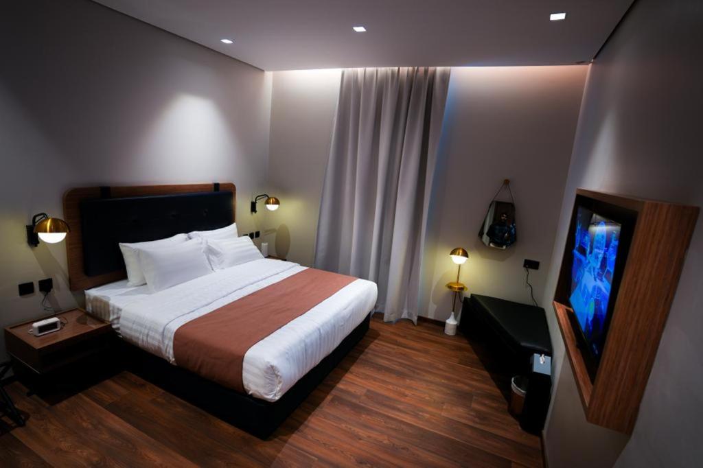 King Room - Disability Access photo 1