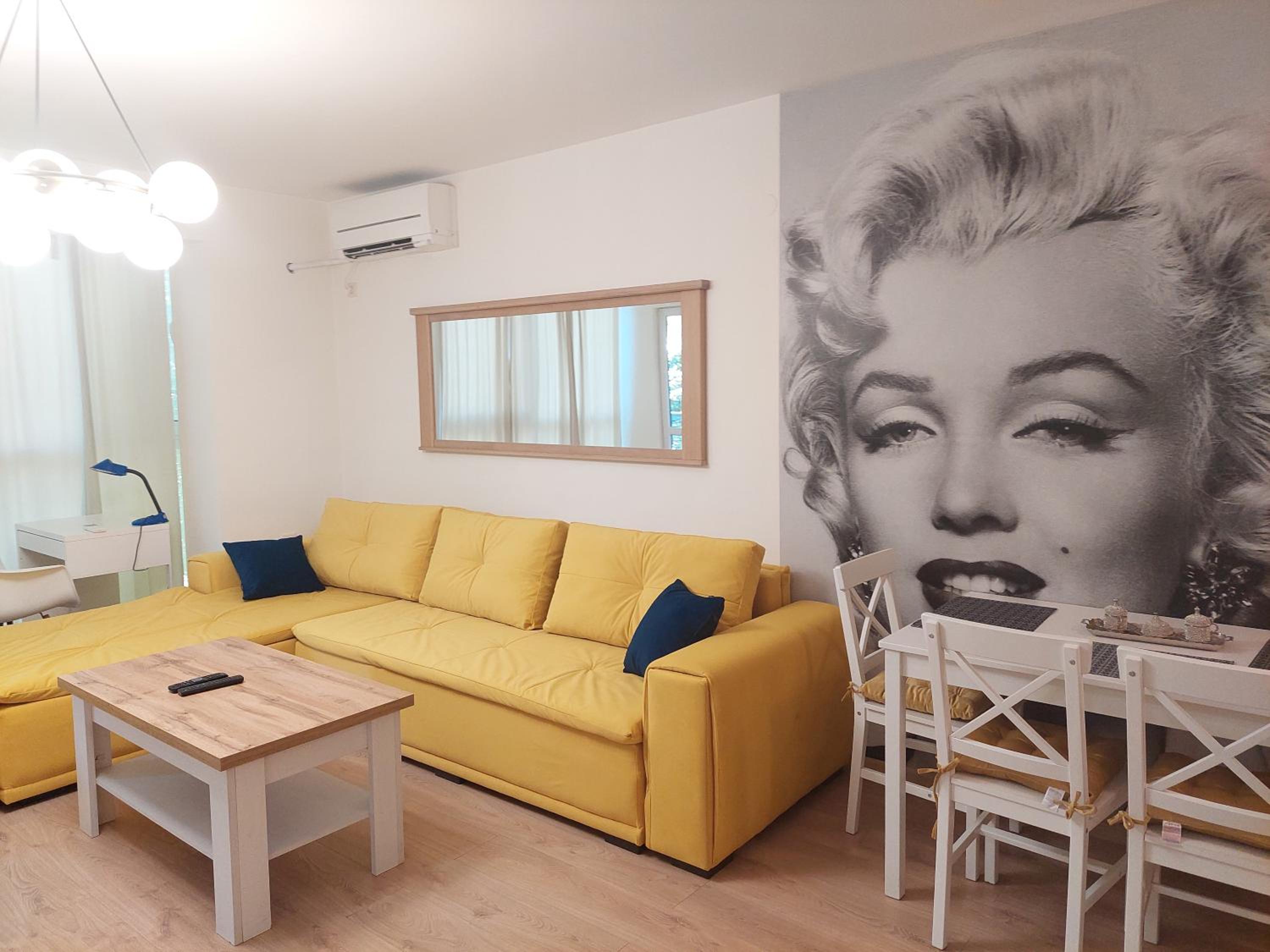 One-Bedroom Apartment - Photo 68