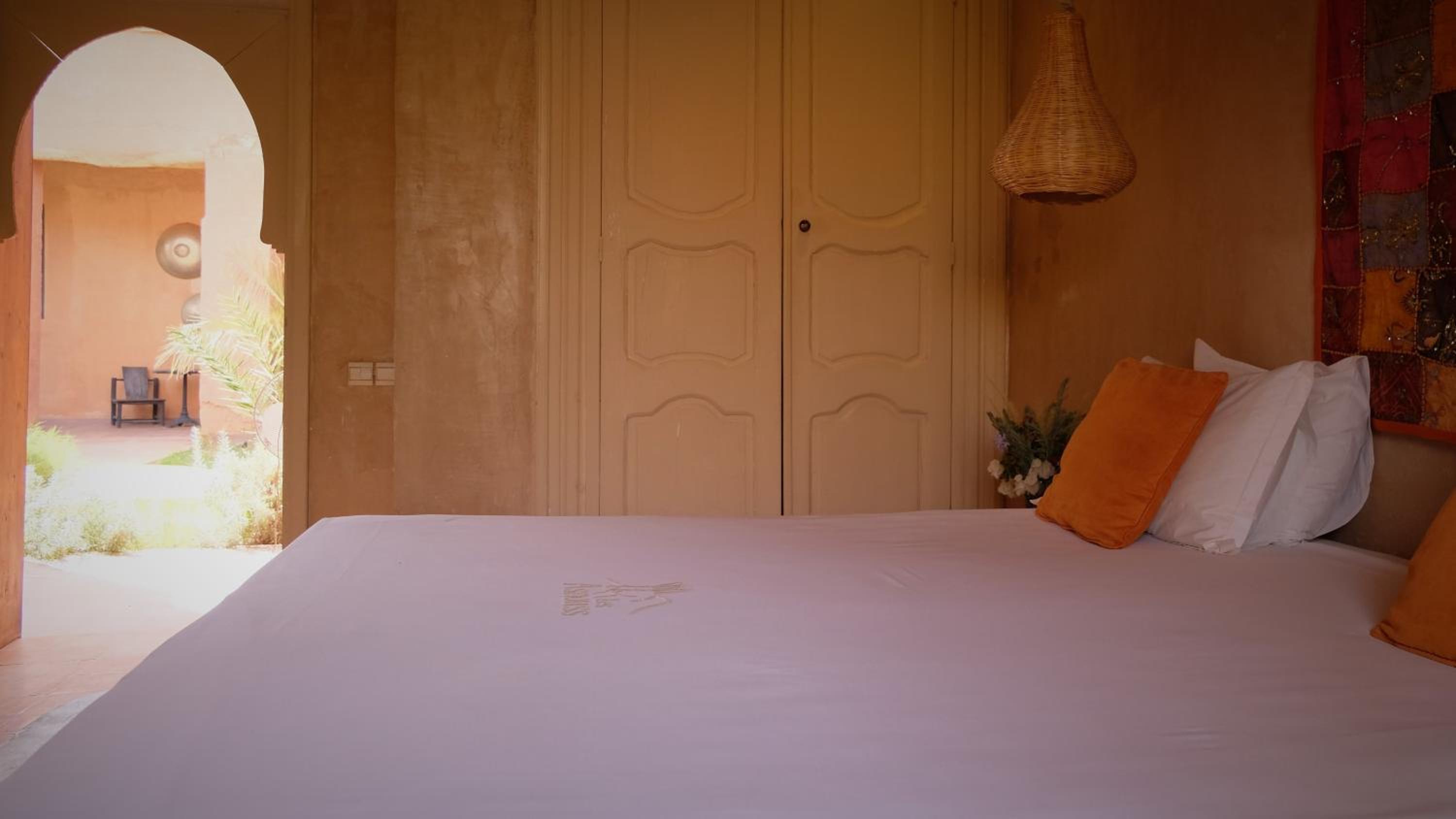Deluxe Suite - Photo 3