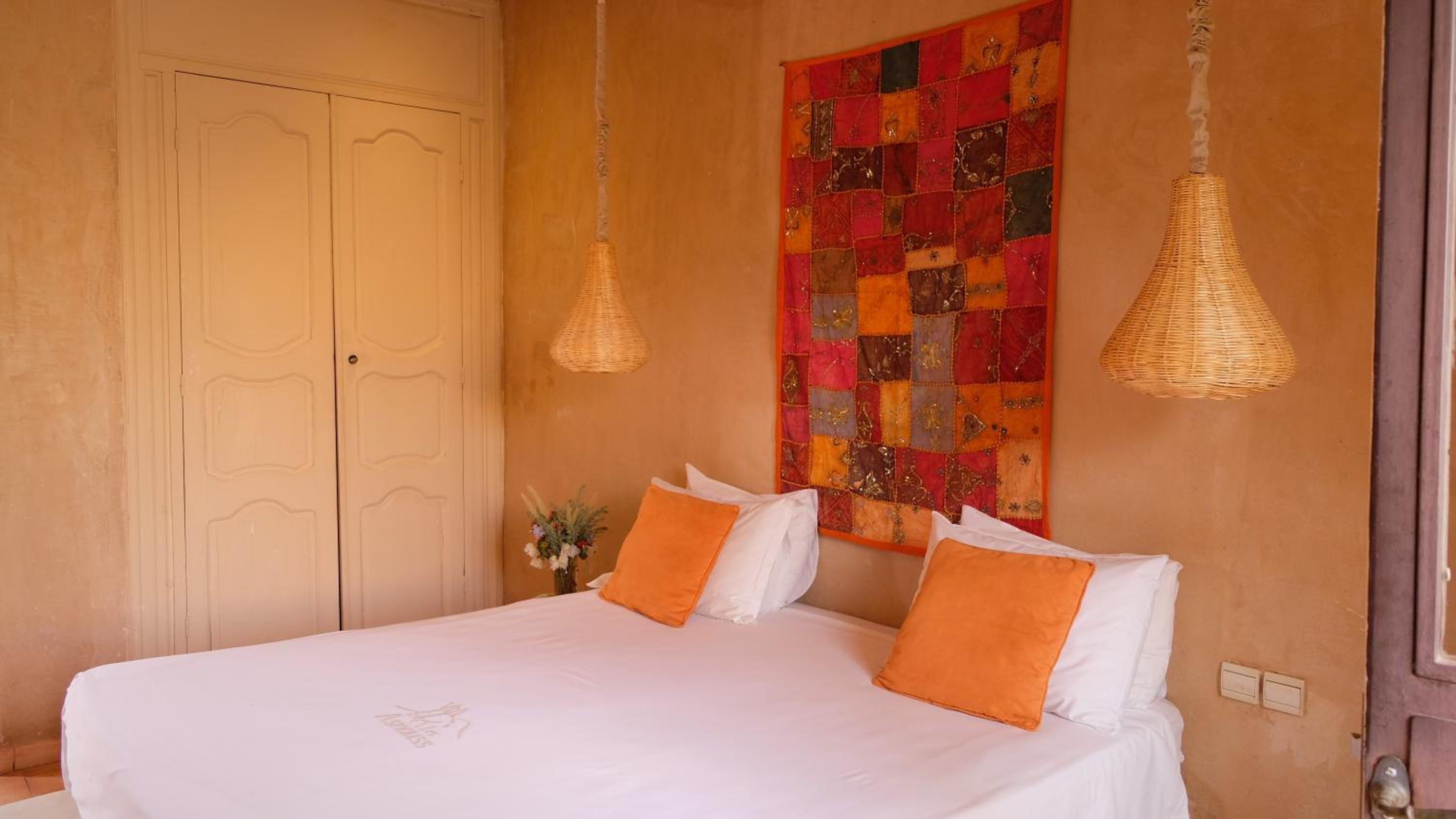 Deluxe Suite - Photo 1