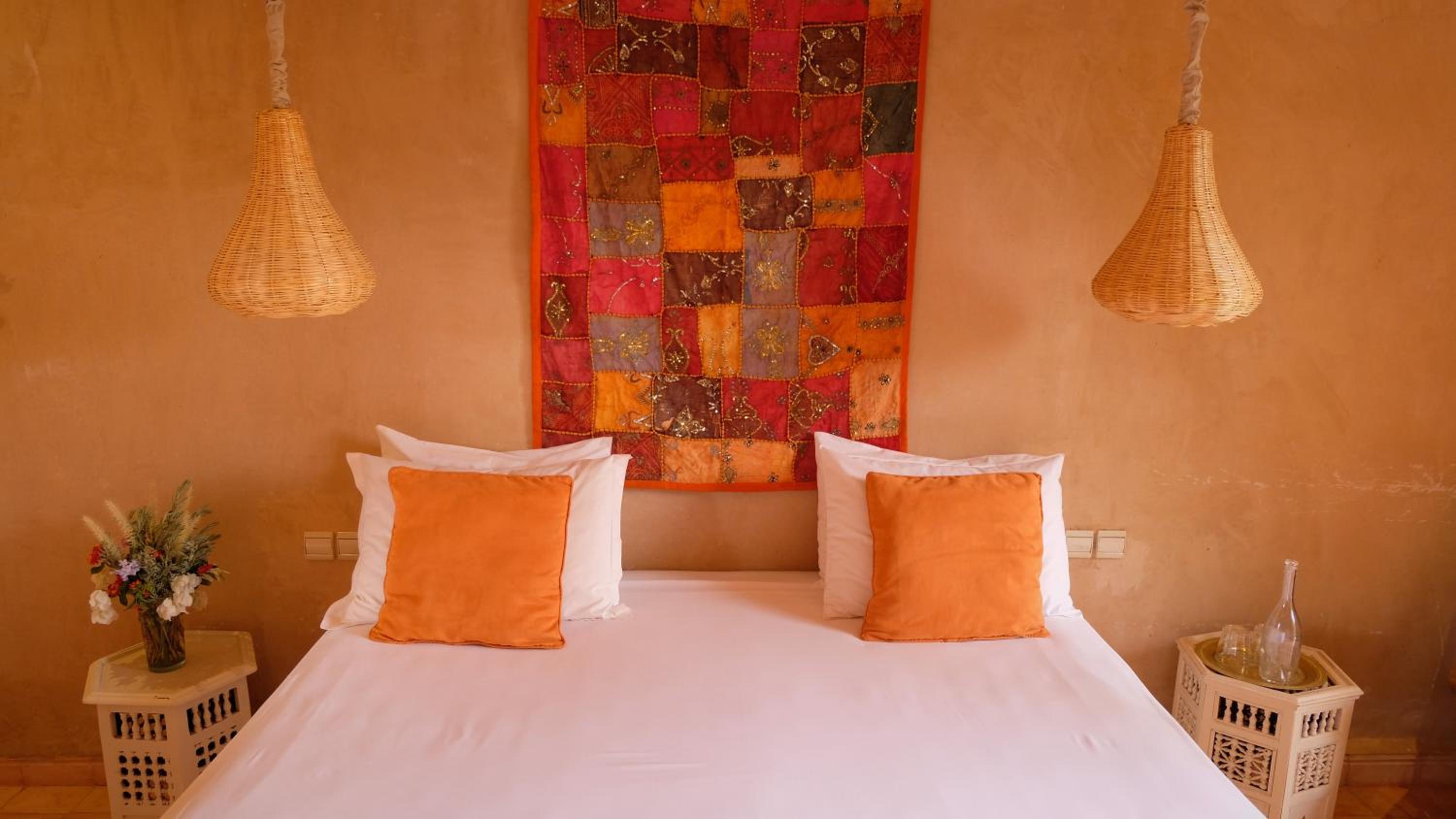 Deluxe Suite - Photo 12