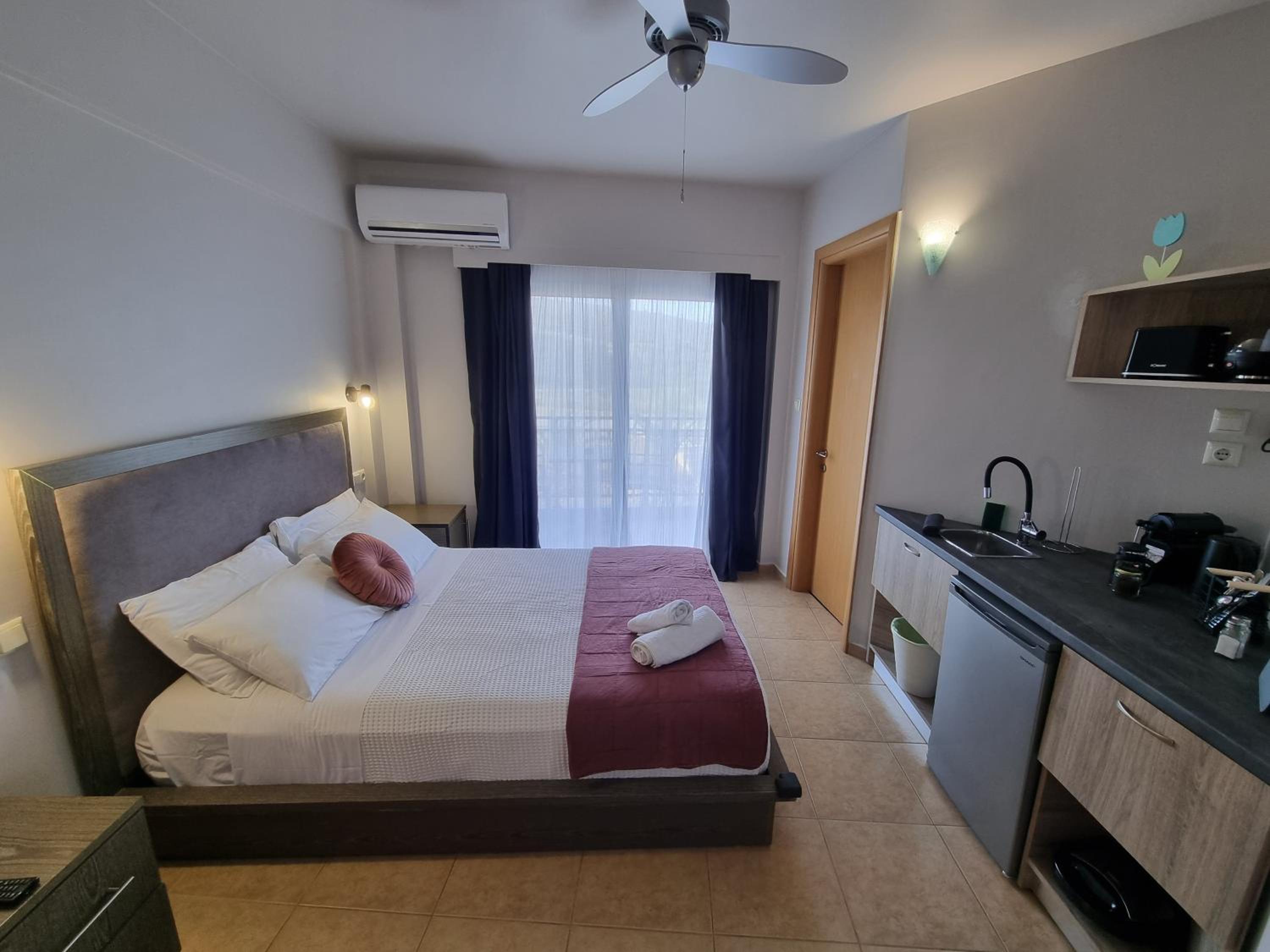 Double Room with Balcony and Sea View photo 1