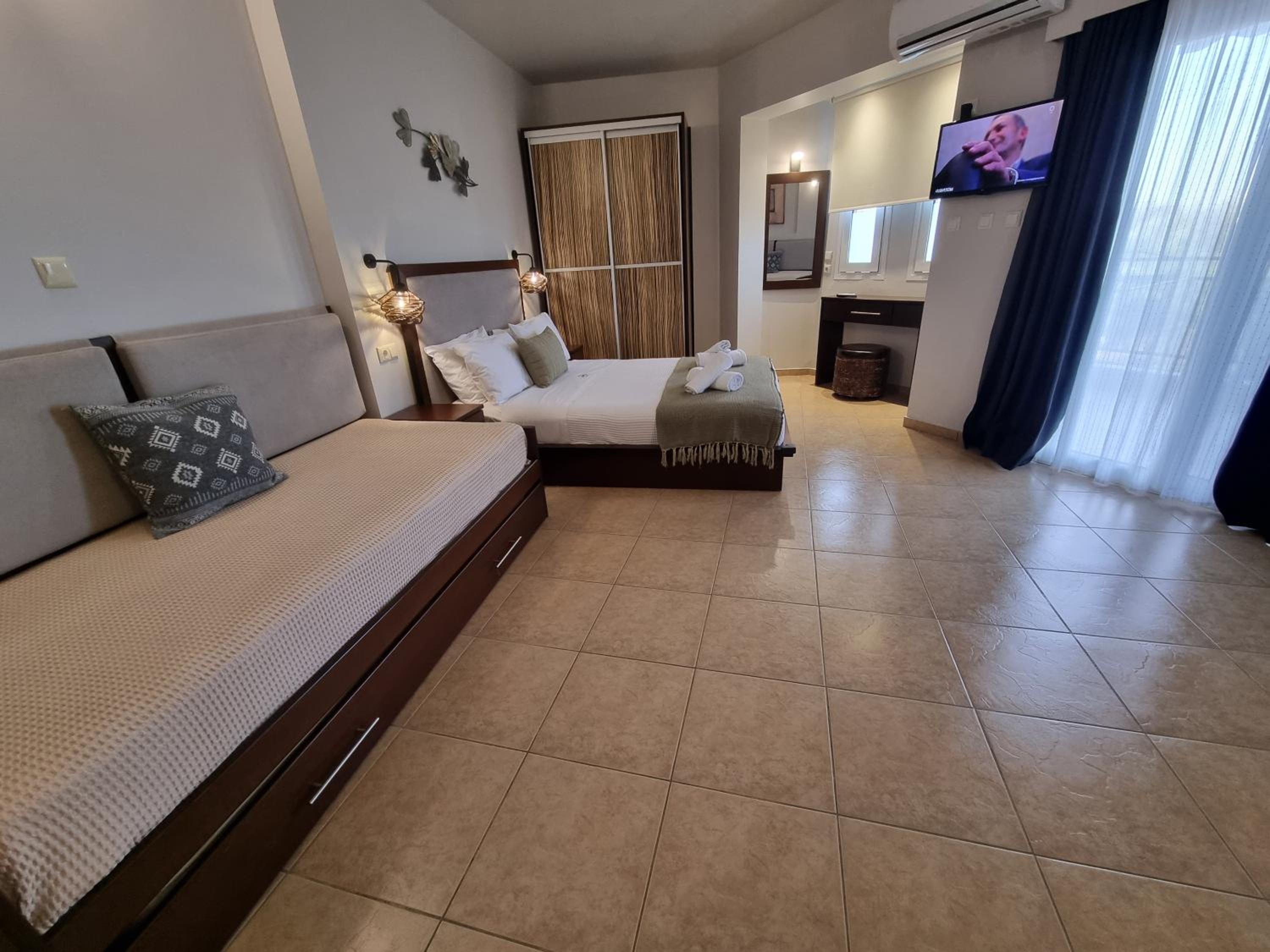 Junior Suite with Sea View photo 2