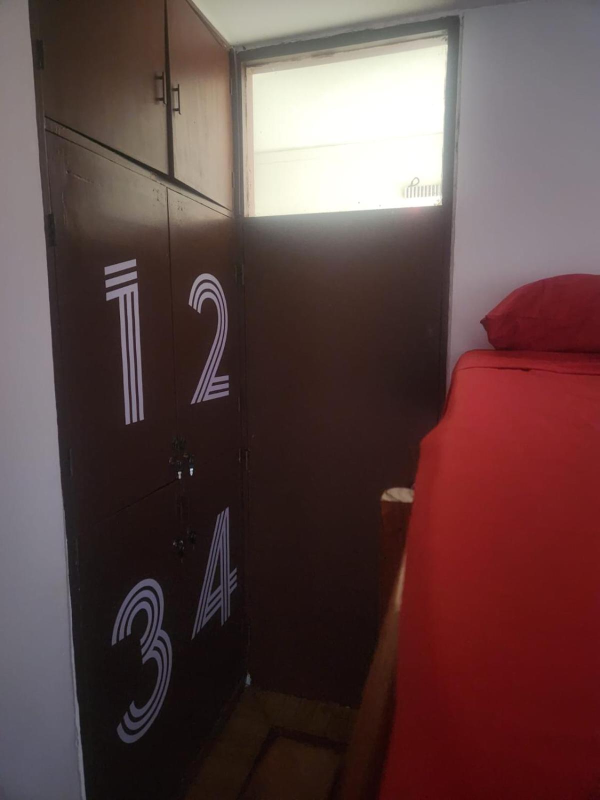 Economy Quadruple Room photo 3