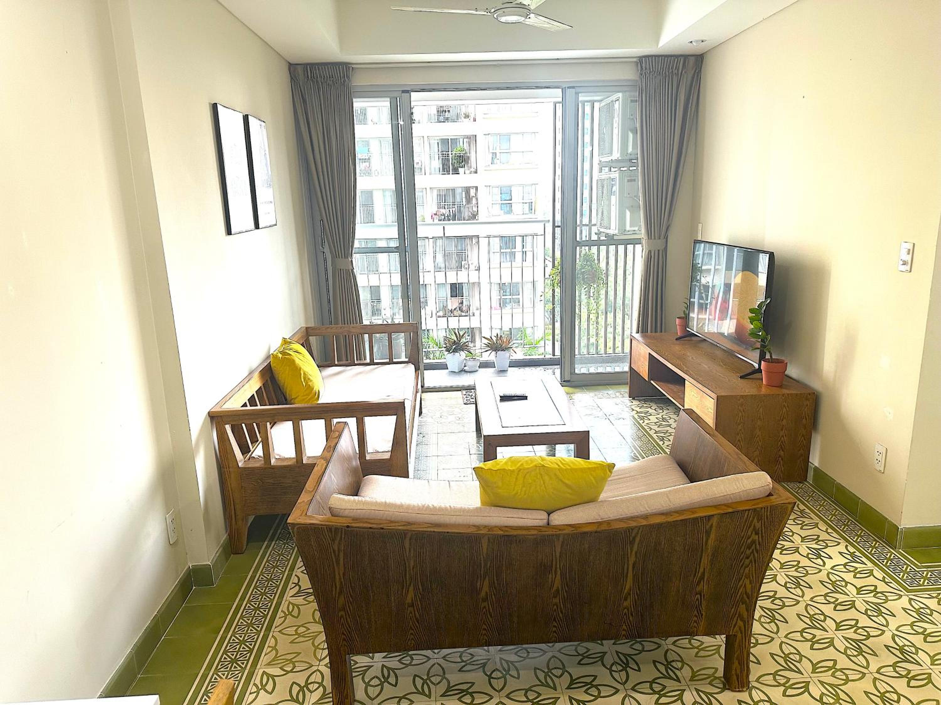 One-Bedroom Apartment