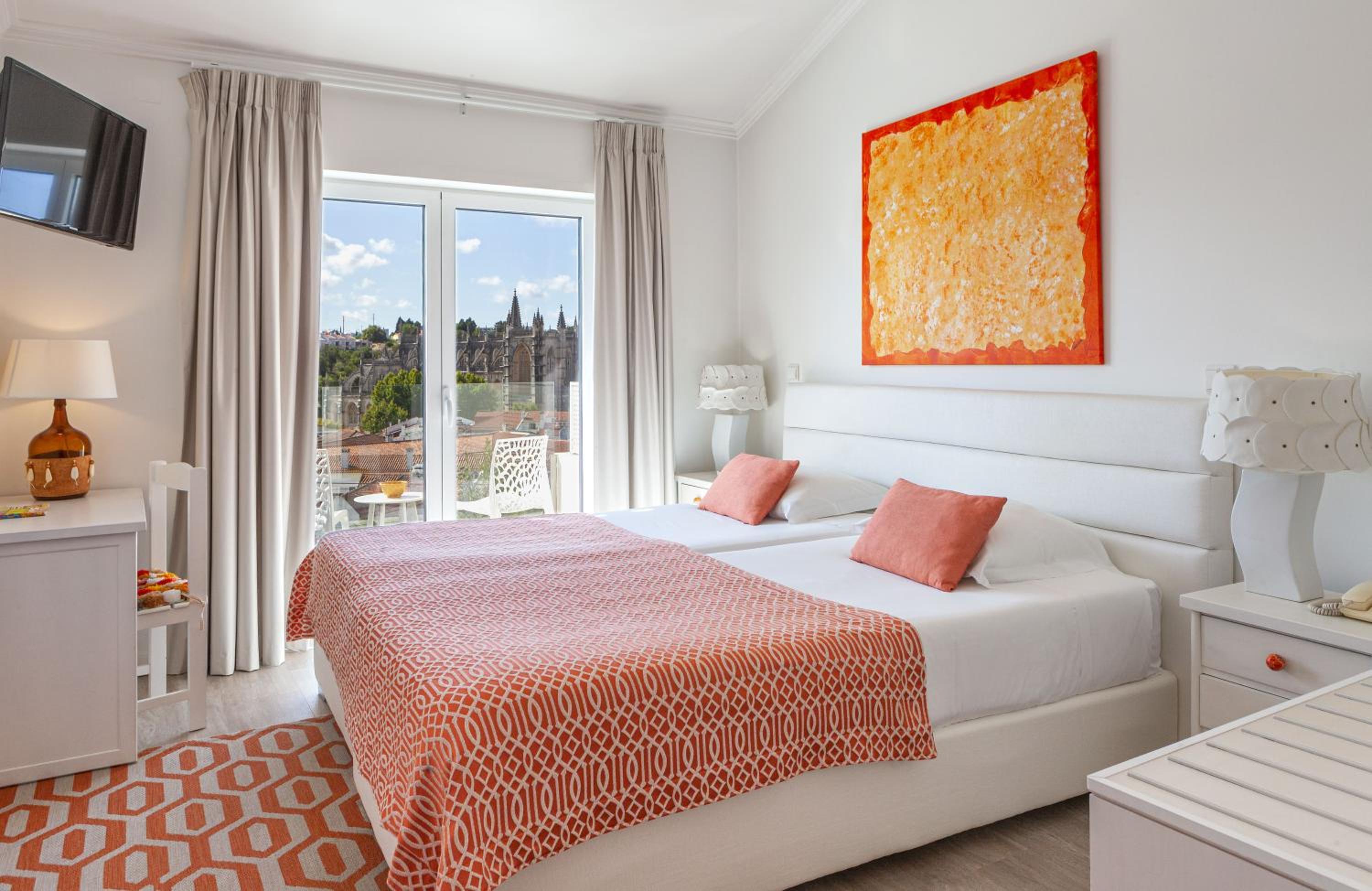 Superior Double Room with Balcony and Monastery View - Photo 5