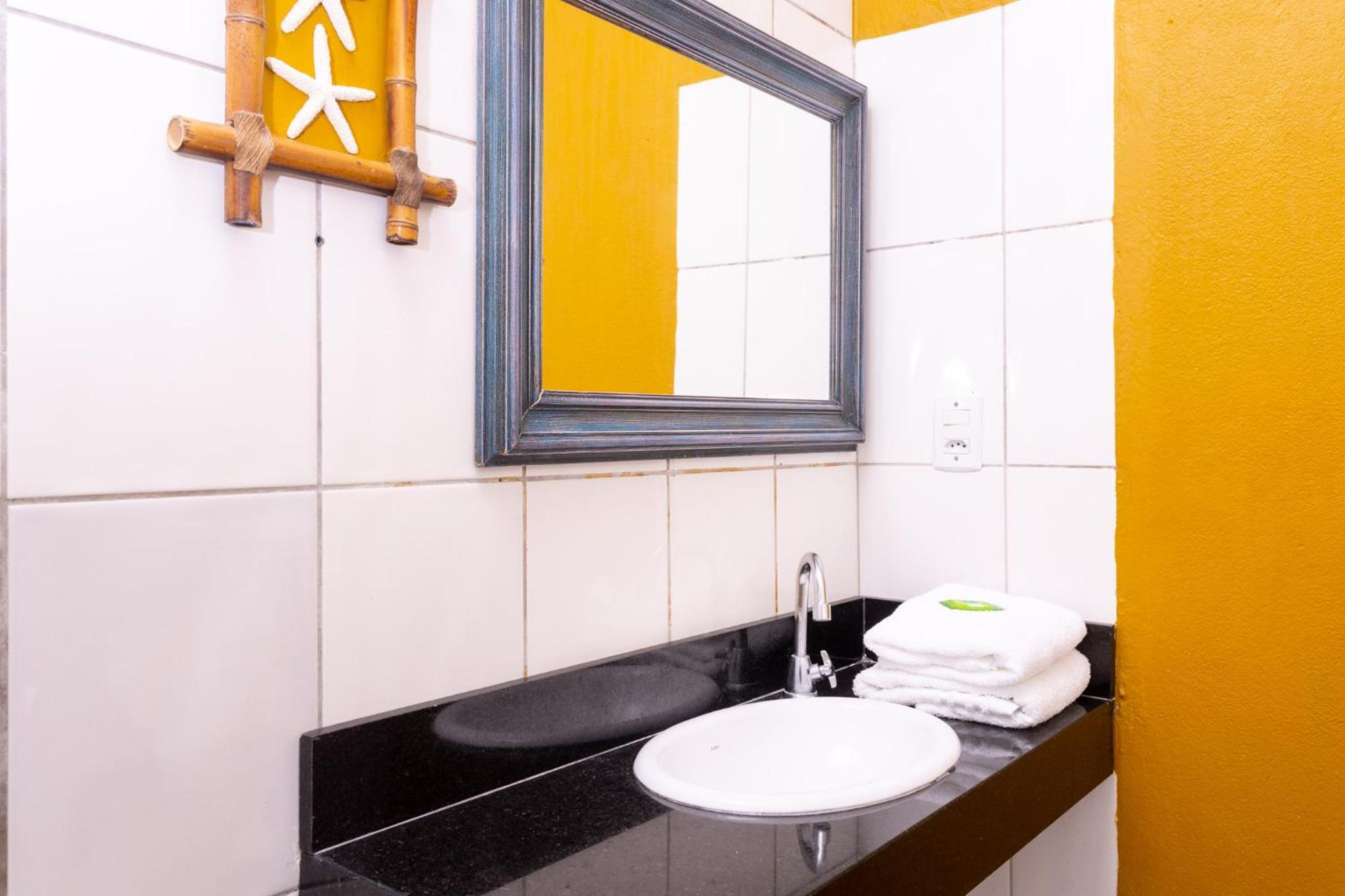 Standard Suite - Photo 10