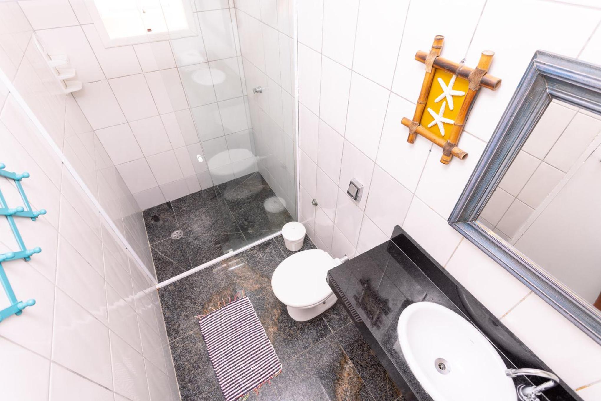 Standard Suite - Photo 8