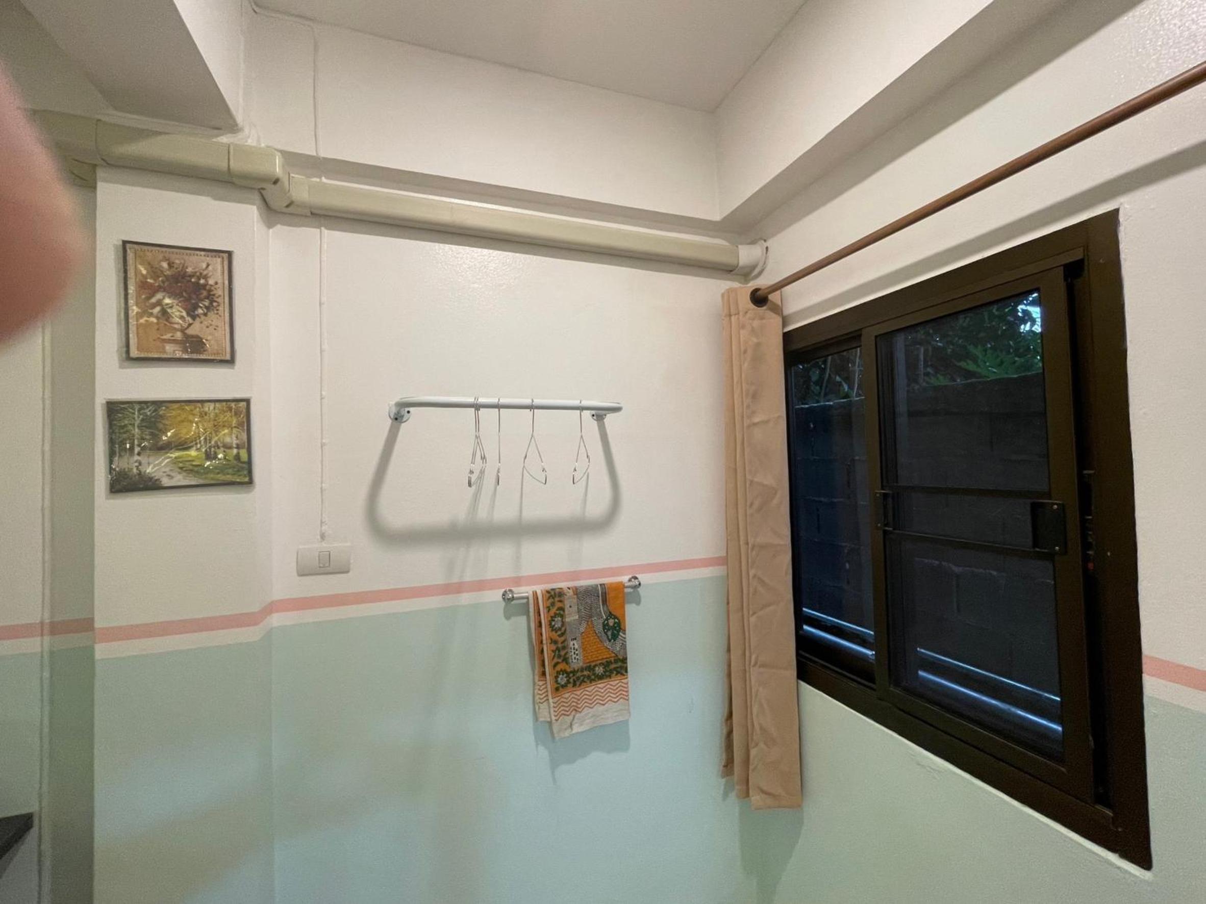 Standard Twin Room - Photo 9