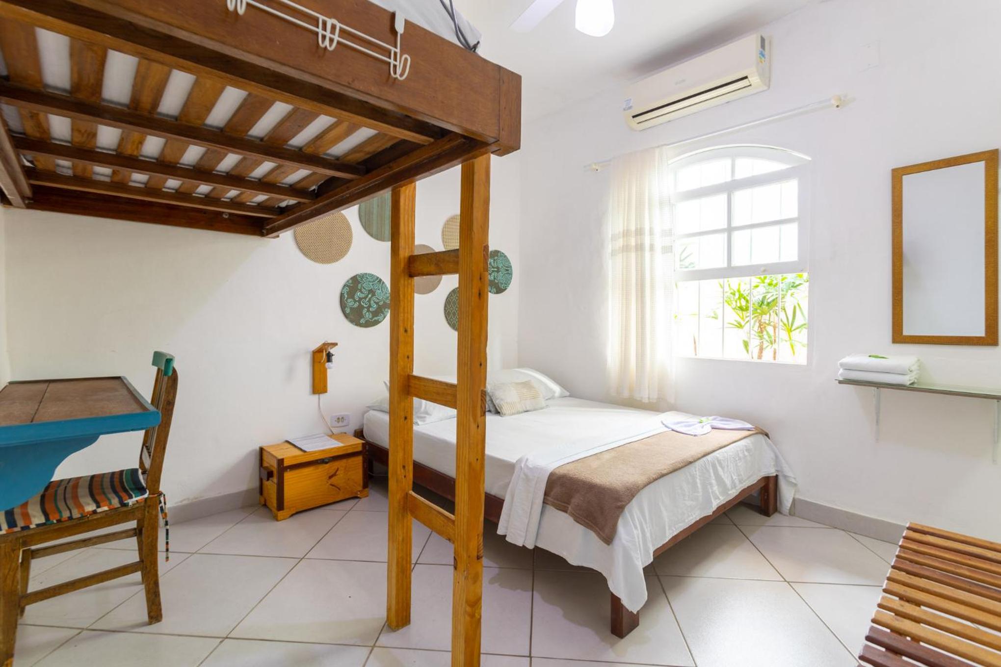 Economy Triple Room - Photo 5