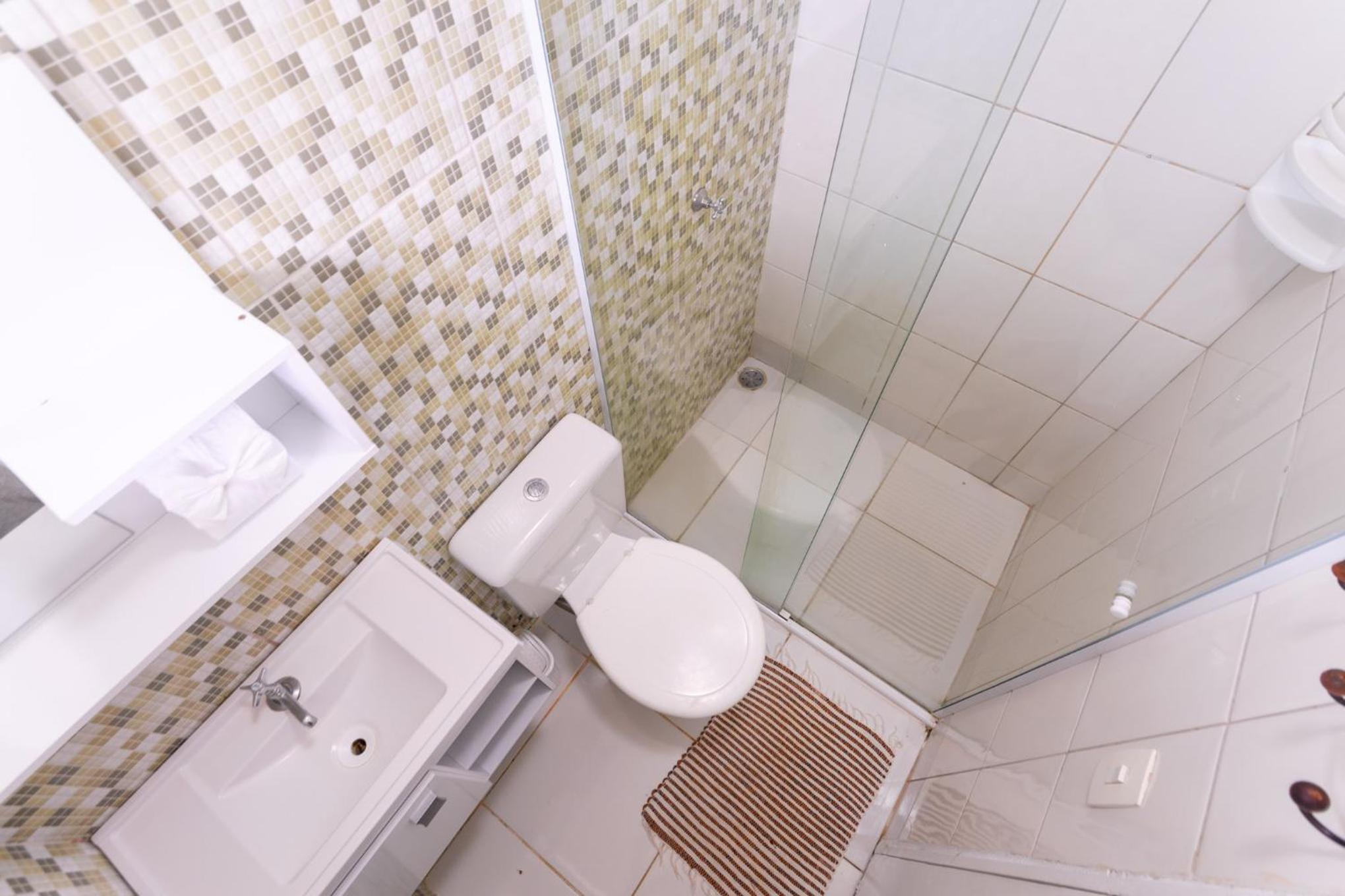 Economy Triple Room - Photo 2