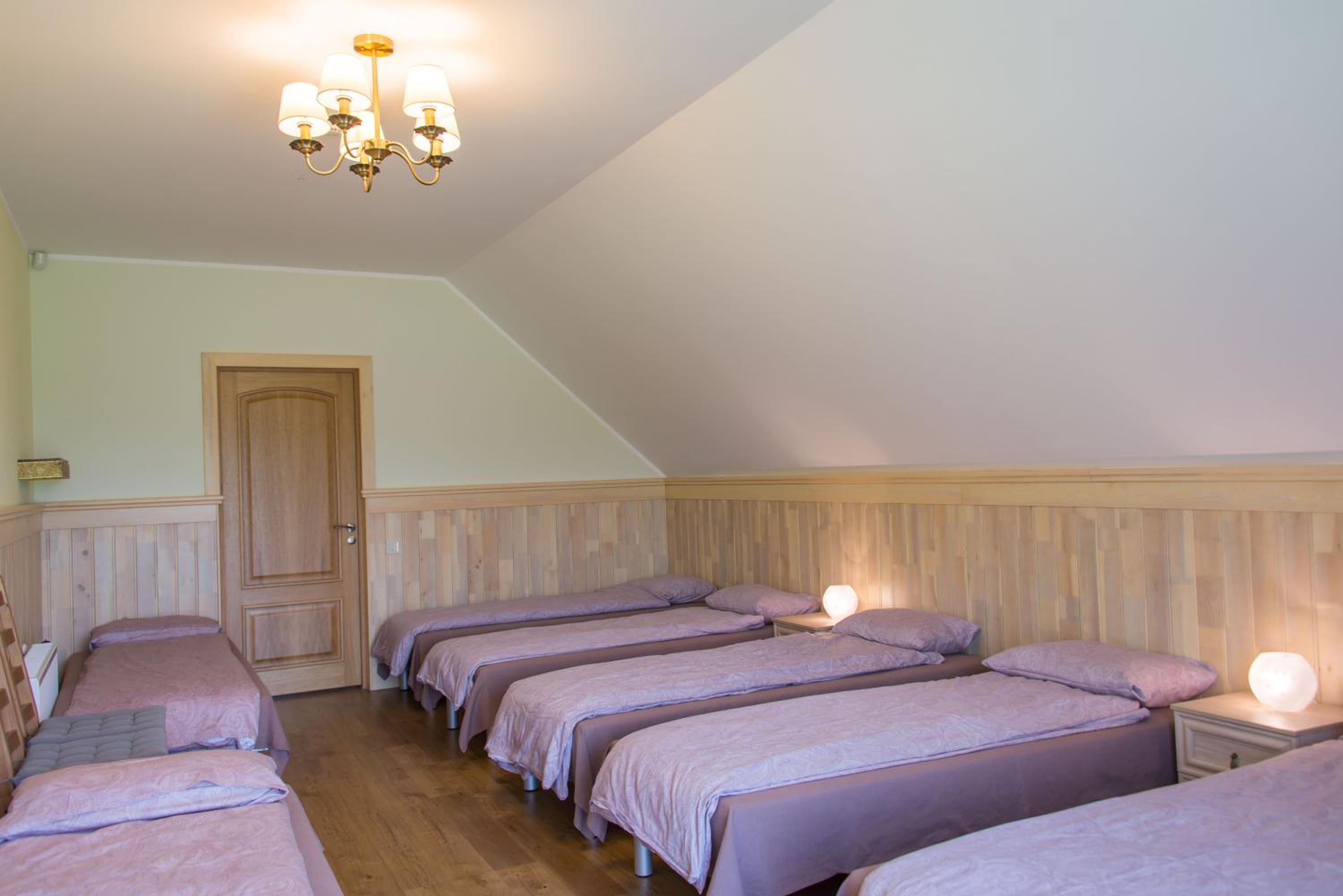 8-Bed Mixed Dormitory Room