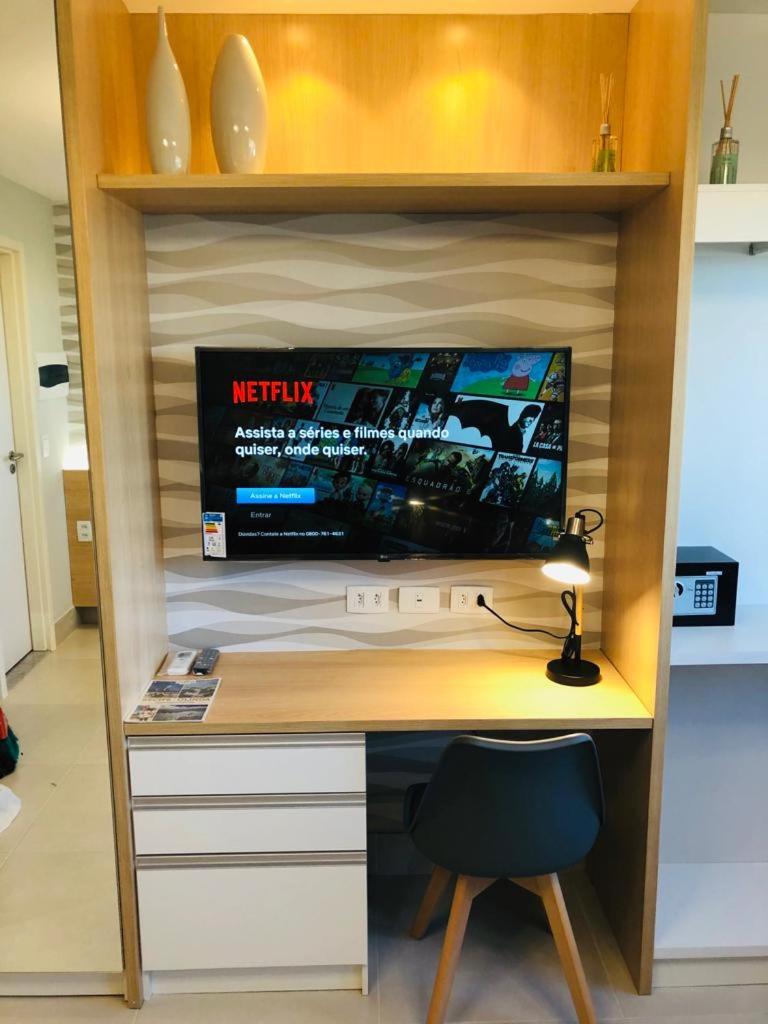 Deluxe Studio