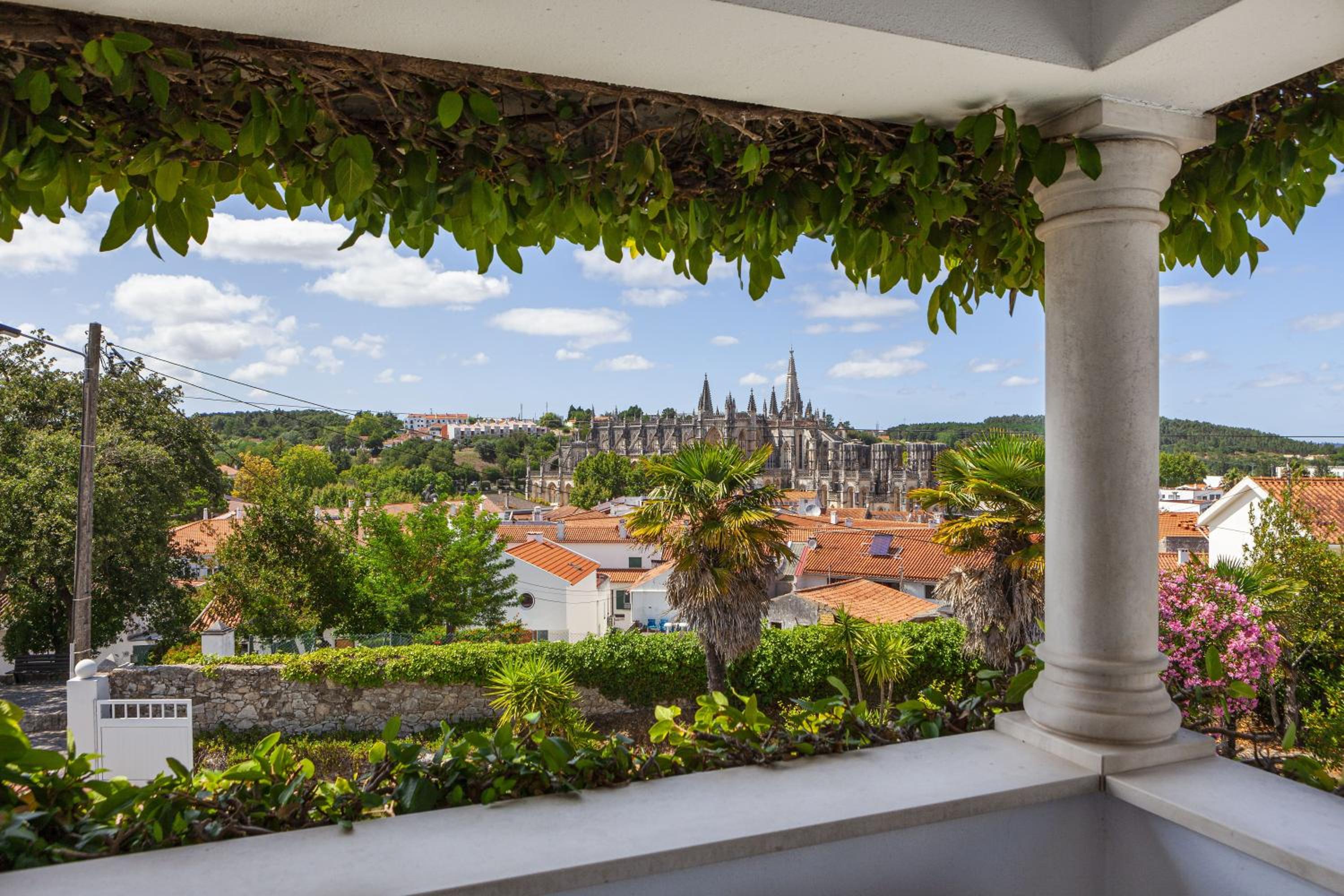 Double Room with Balcony and Monastery View - Photo 15