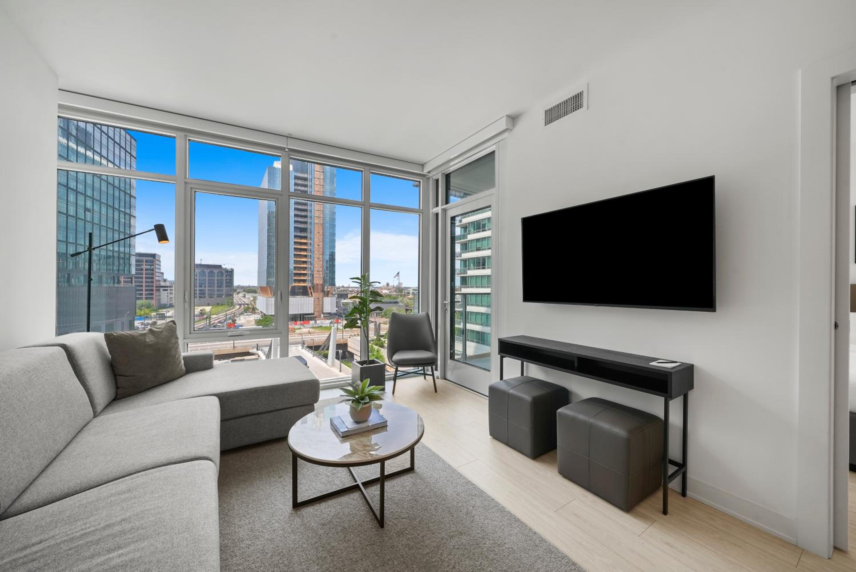 One Bedroom Suite photo 2