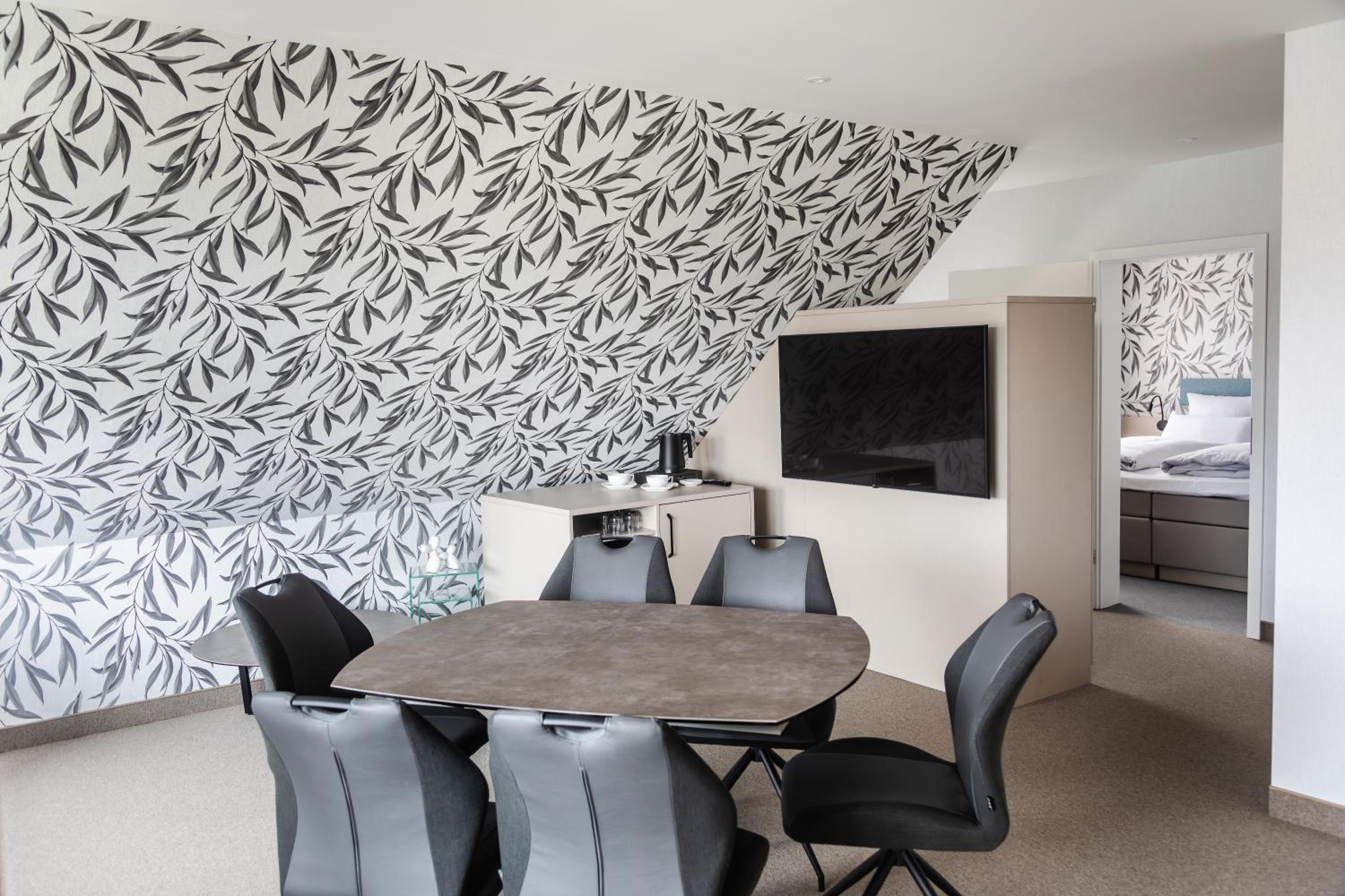 Suite with Balcony photo 2