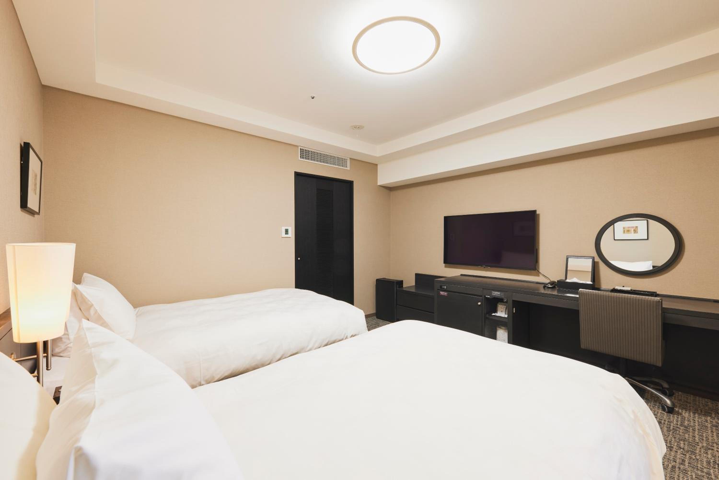 Deluxe Twin Room - Smoking photo 1