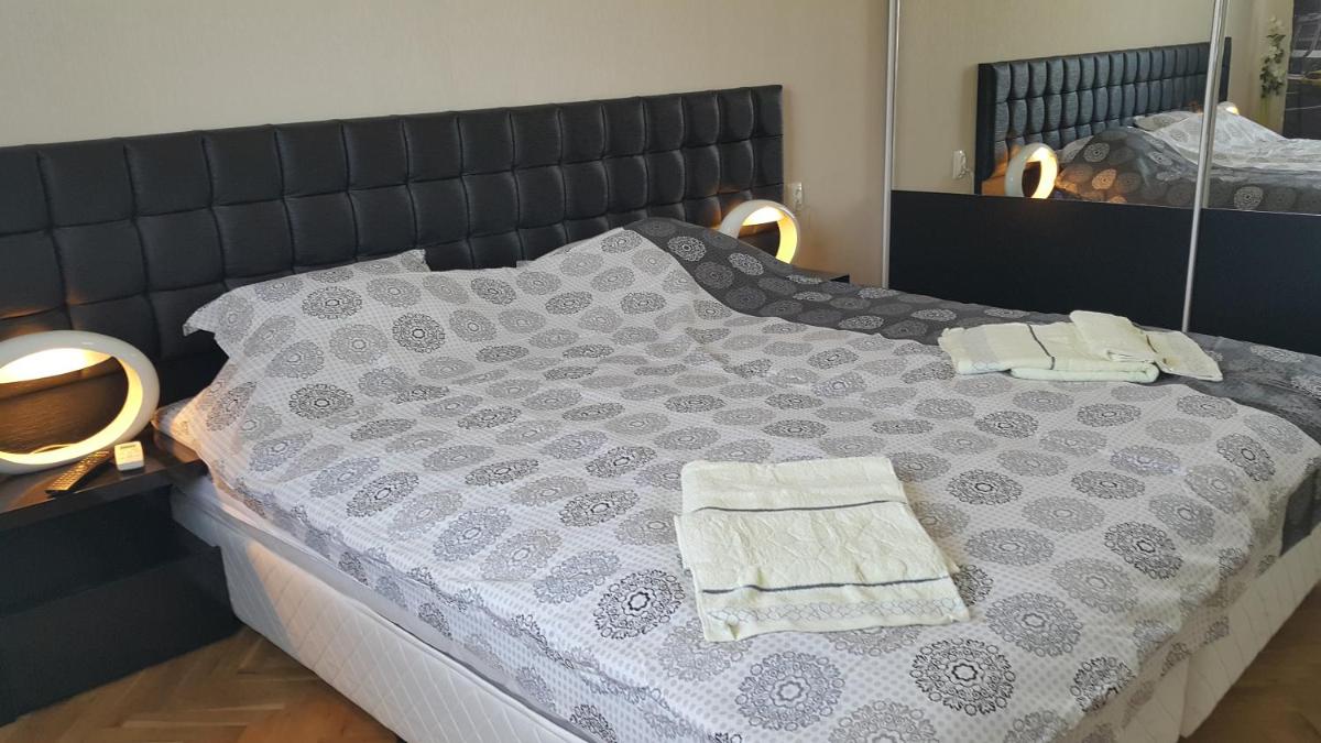 Deluxe Apartment photo 1