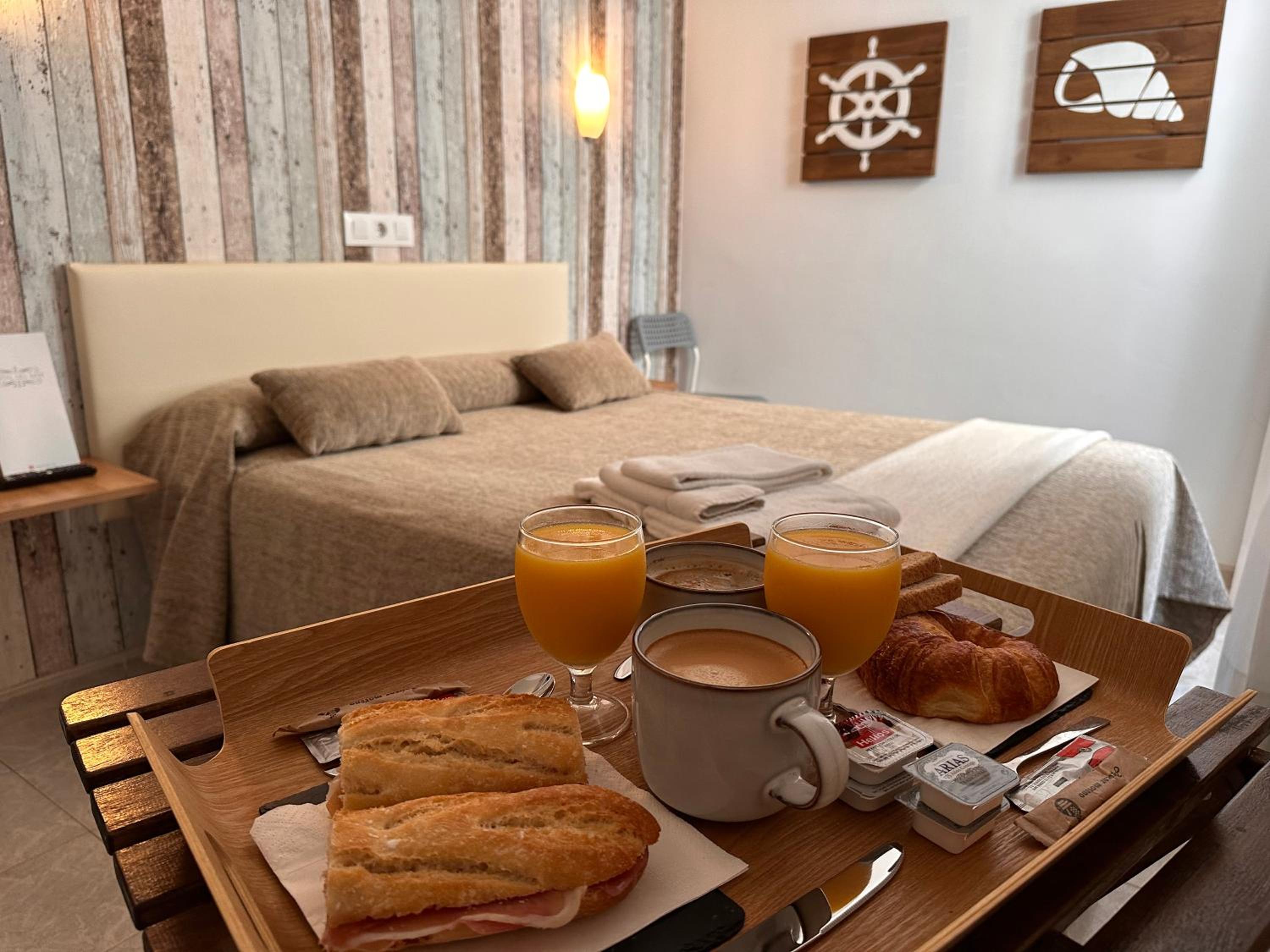Standard Double or Twin Room photo 2