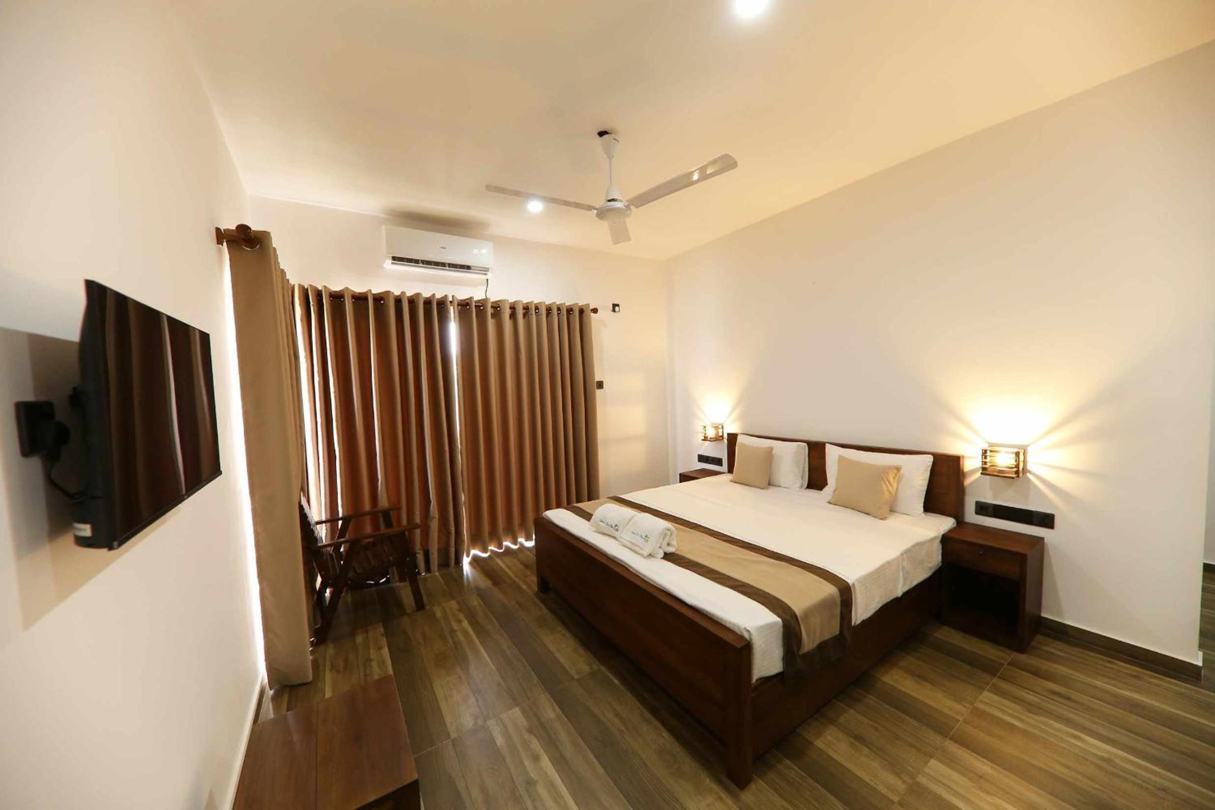 Deluxe Double Room photo 2