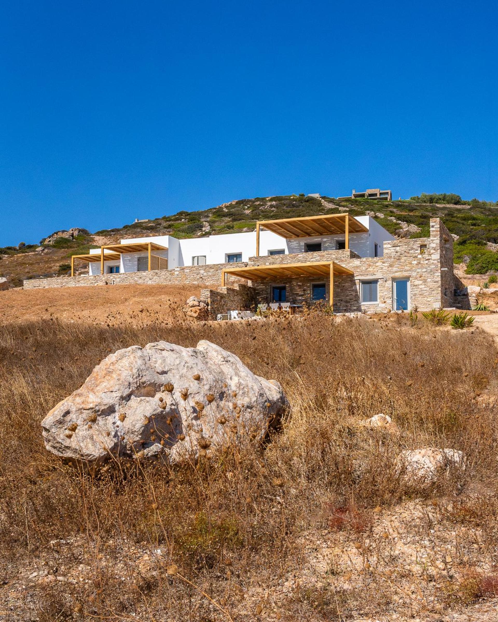Two-Bedroom Apartment with Ocean View photo 2