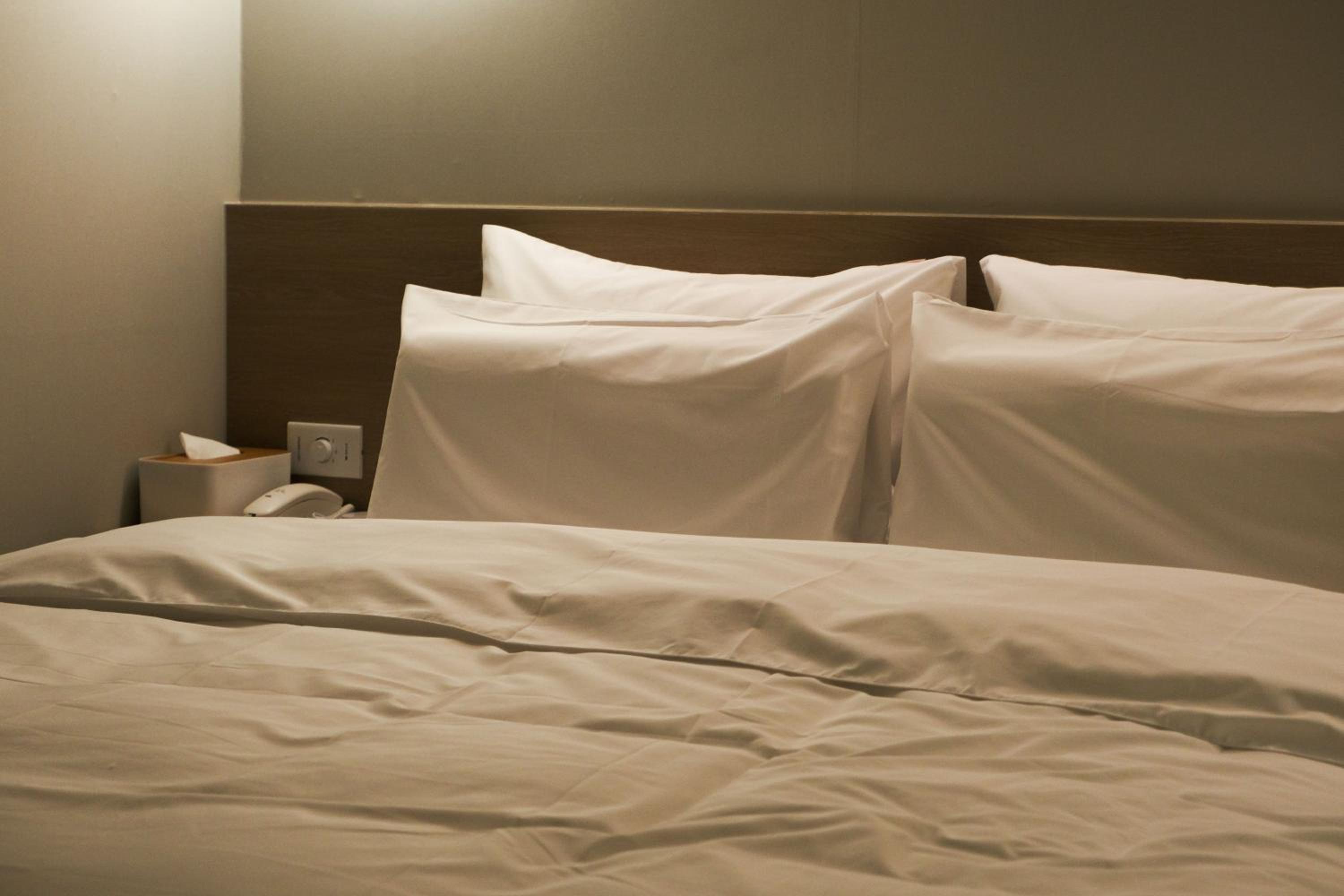 Standard Double Room with Speaker - Photo 1