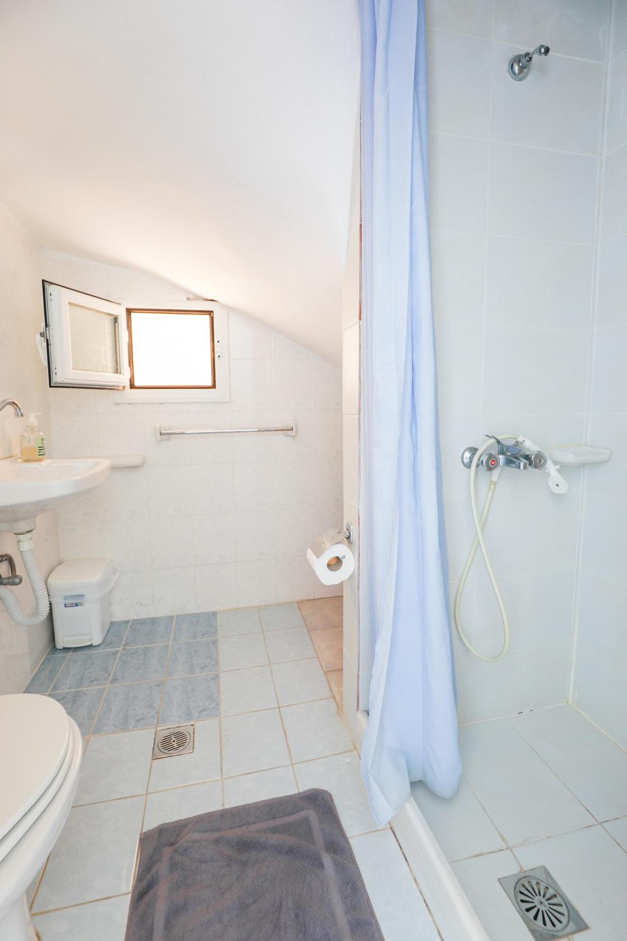 Small Double Room photo 3
