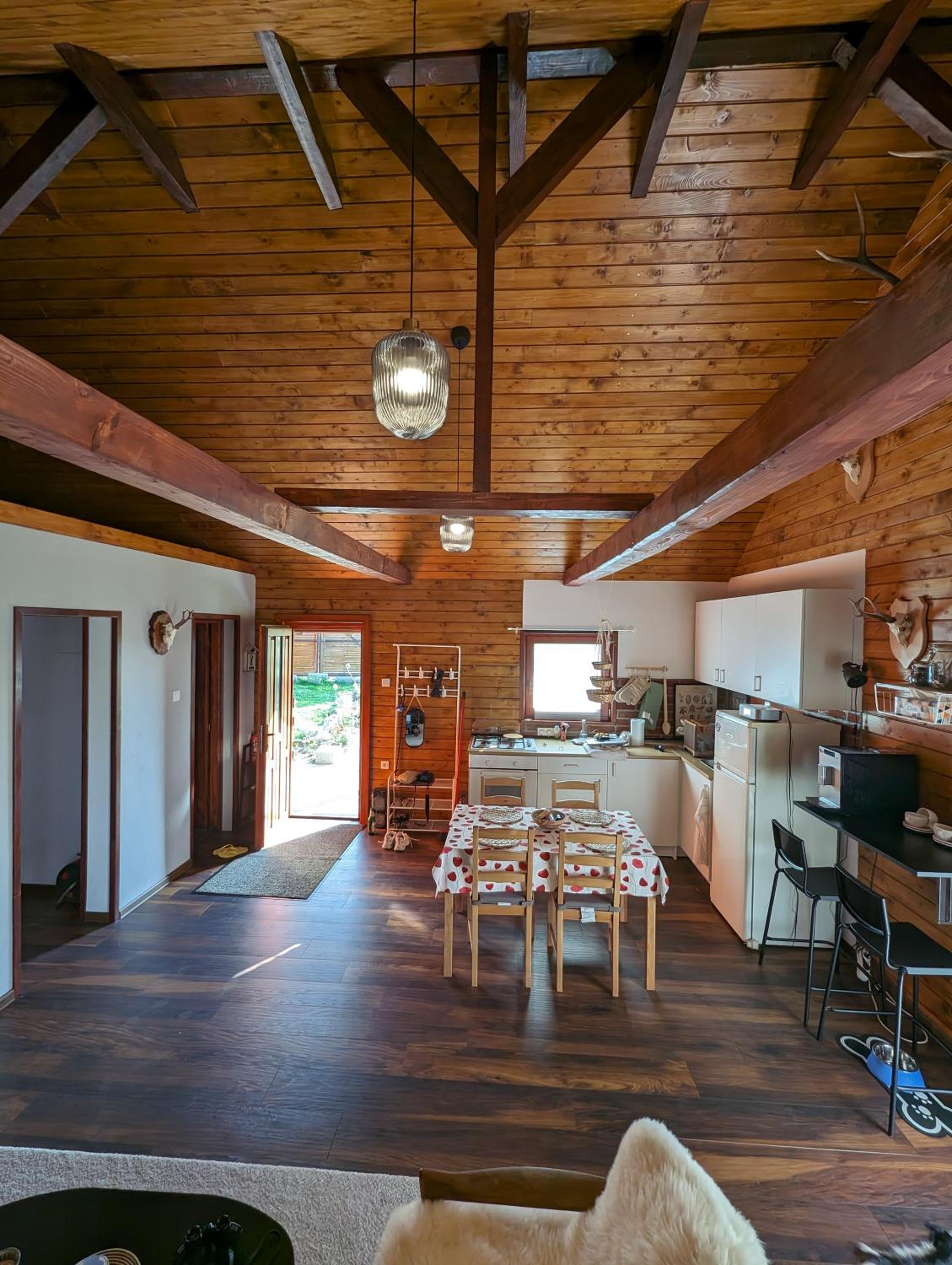 One-Bedroom House photo 2