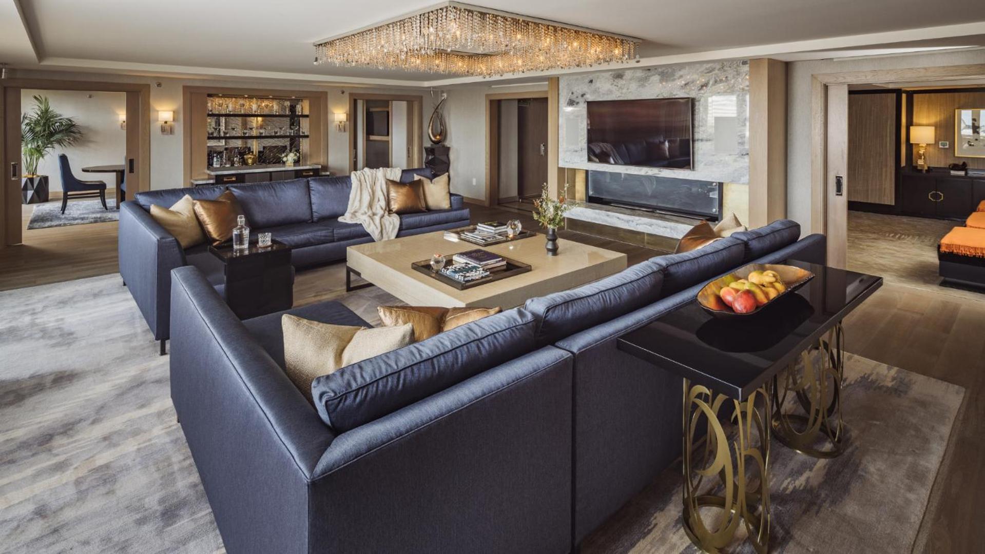 L'Ermitage Suite