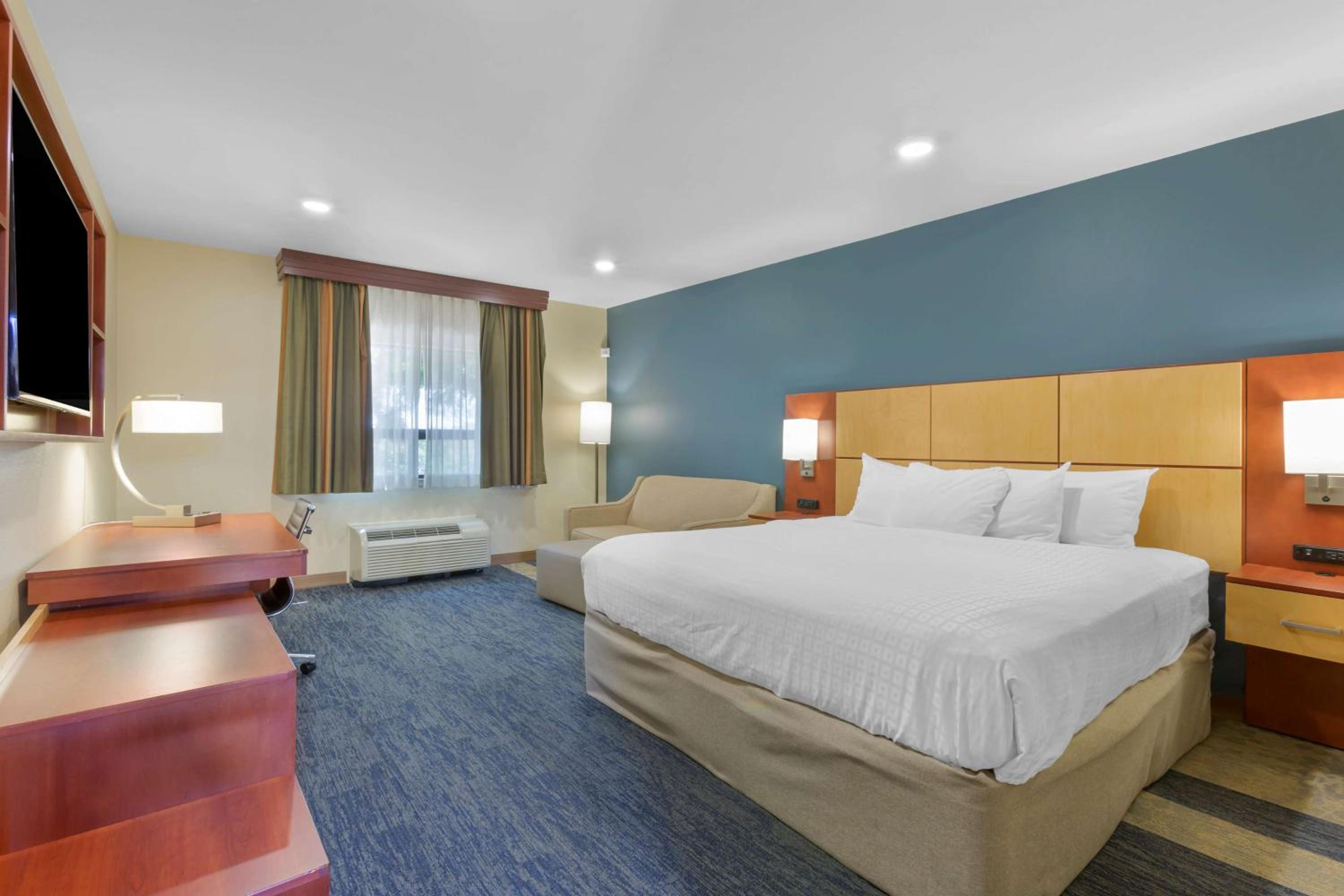Two-Bedroom Suite - Non-Smoking photo 1