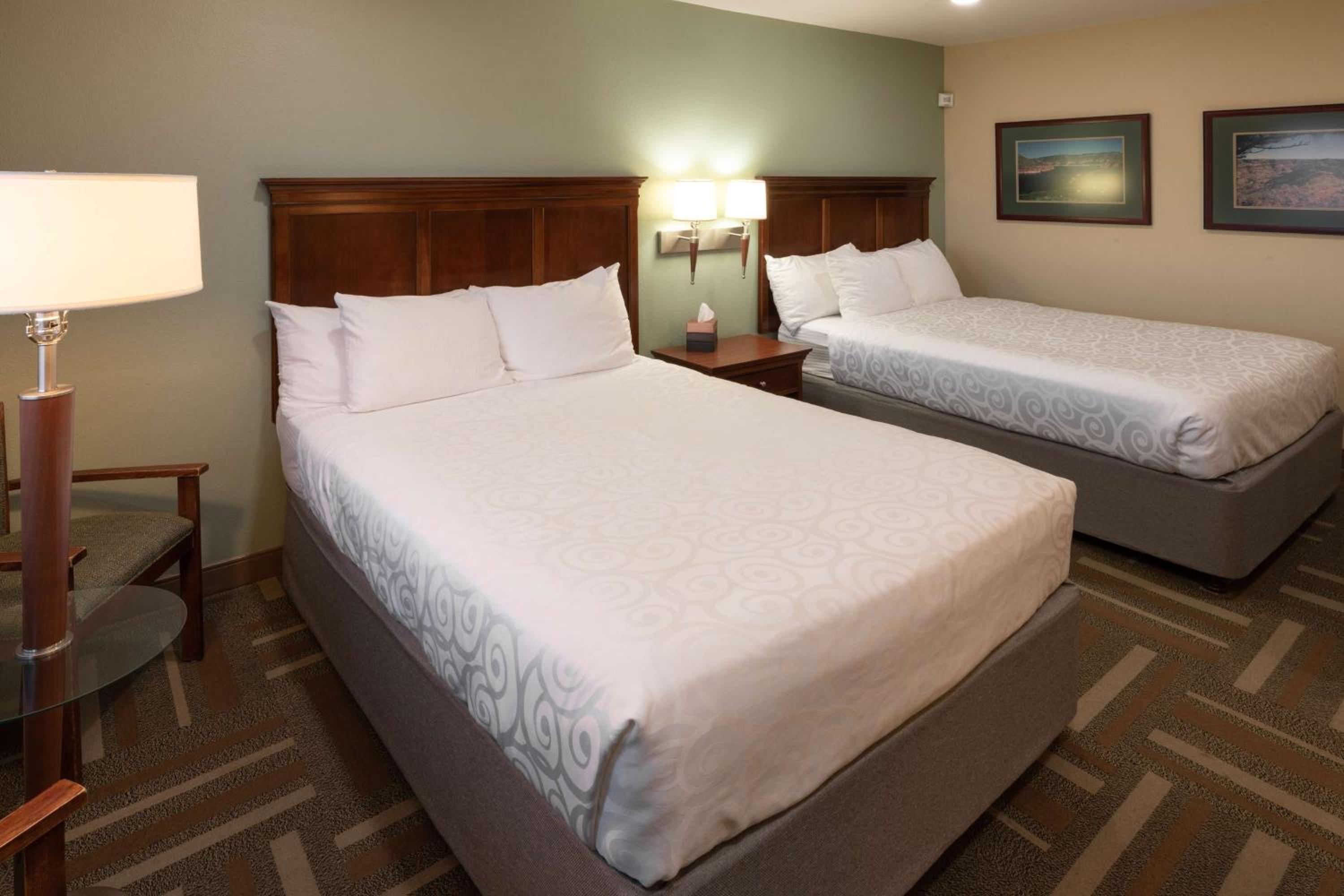 Double Room with Two Double Beds - Non Smoking - Photo 1