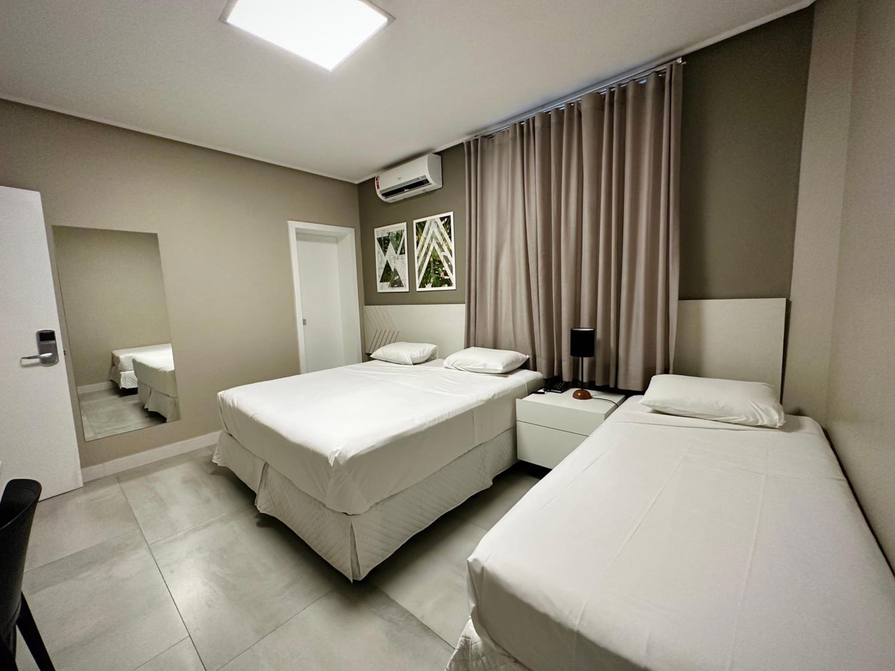Luxury Triple Room photo 3