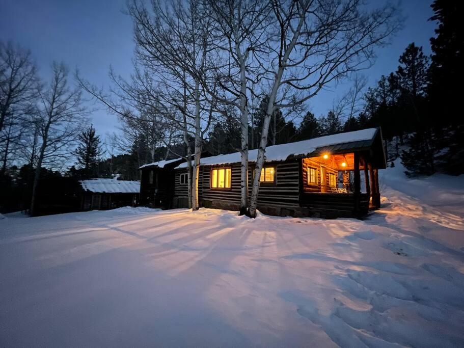 Three-Bedroom House photo 2