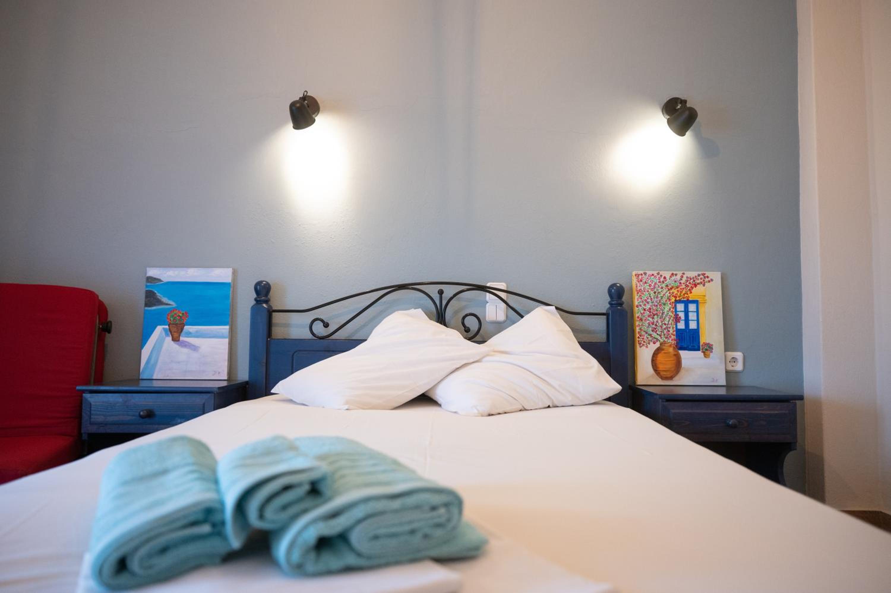 Triple Room with Garden View