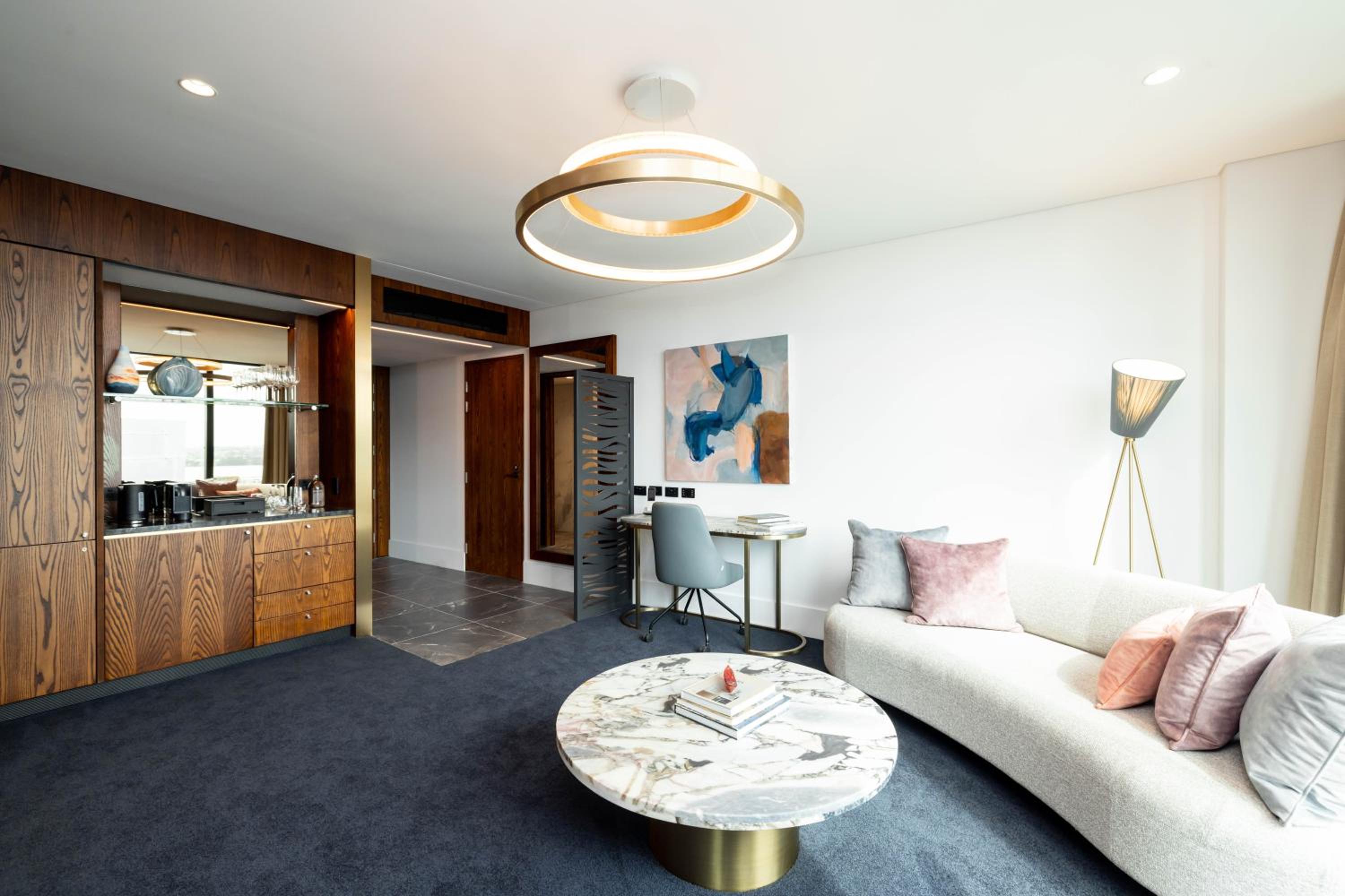 Horizon Suite - Photo 10