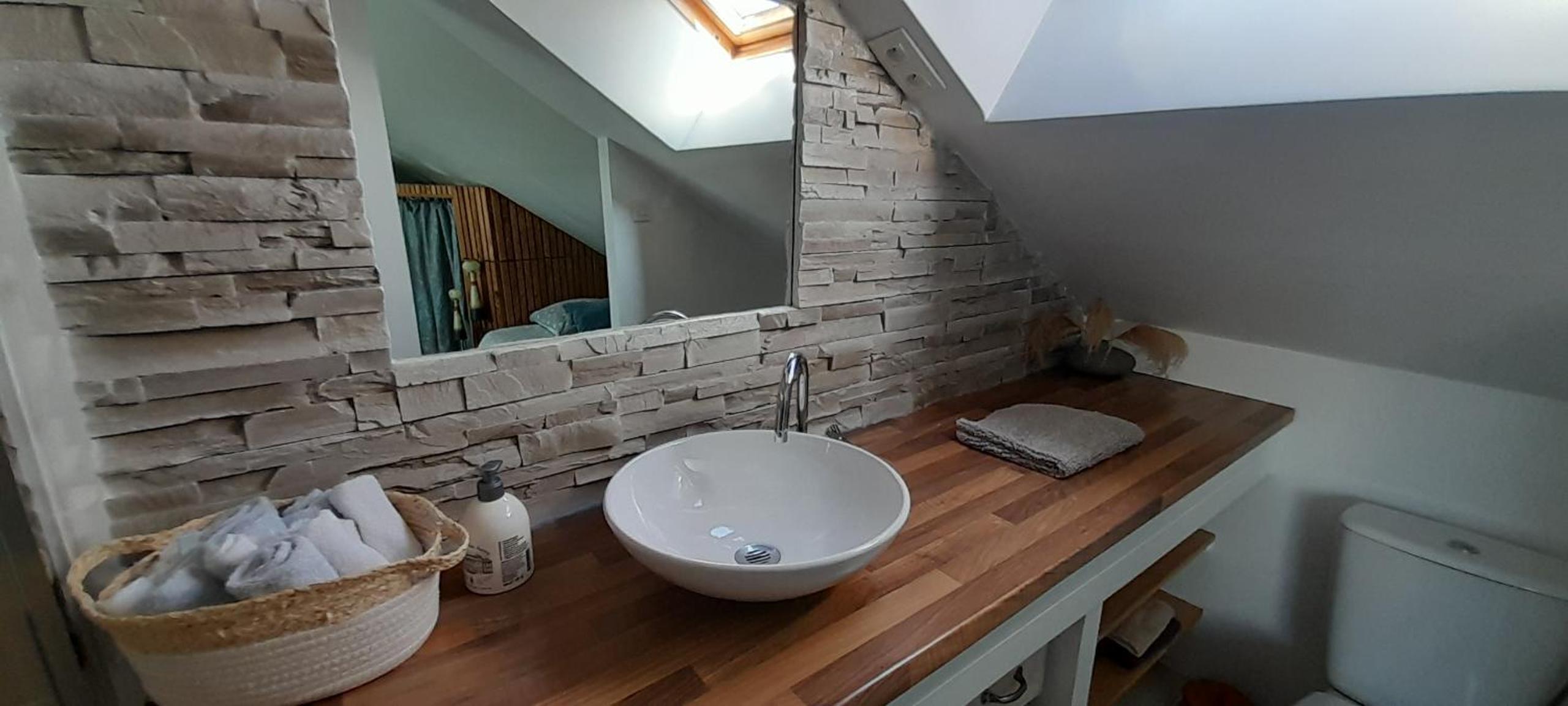 Three-Bedroom House - Photo 28