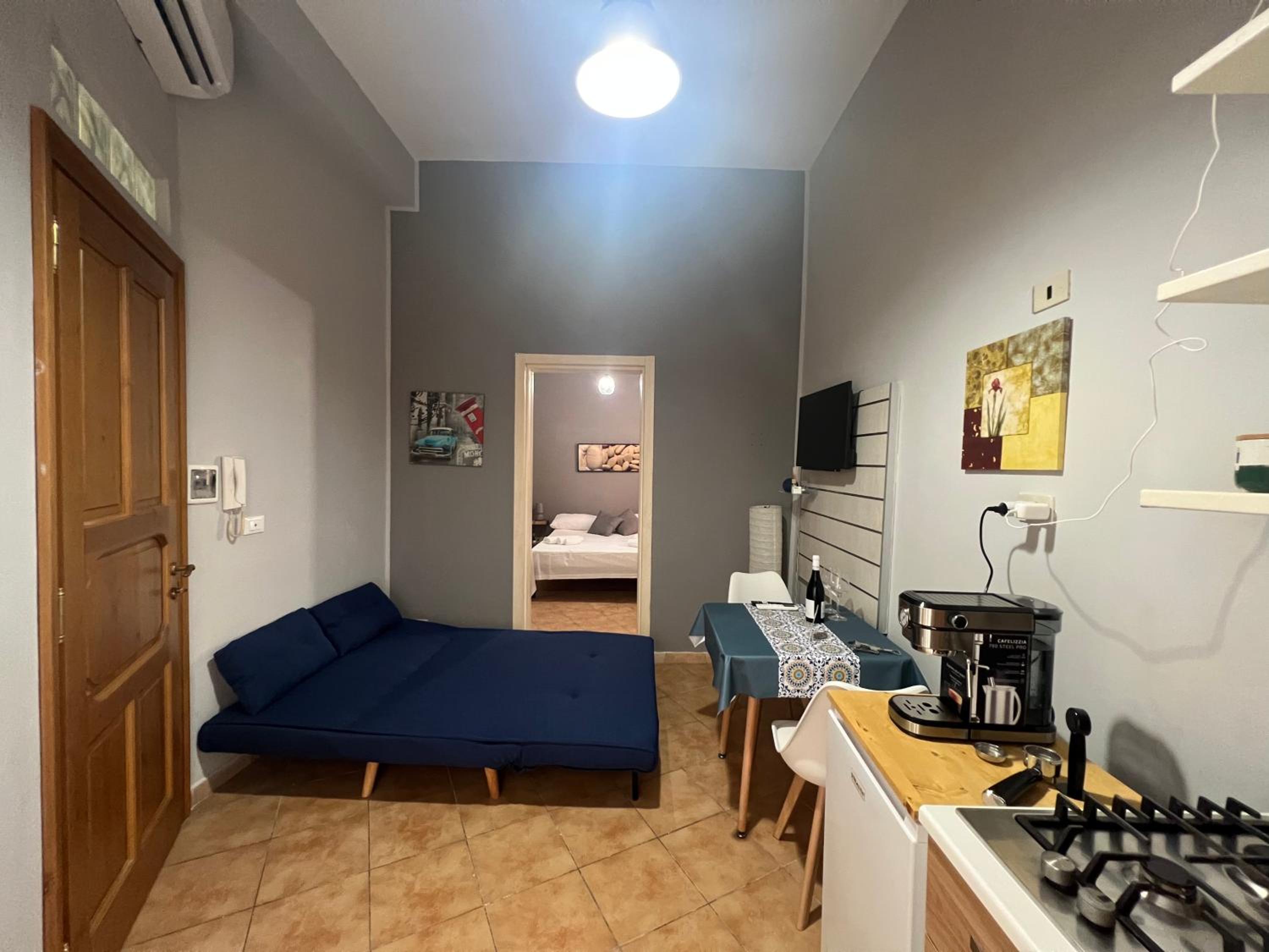 Apartment with Balcony photo 1