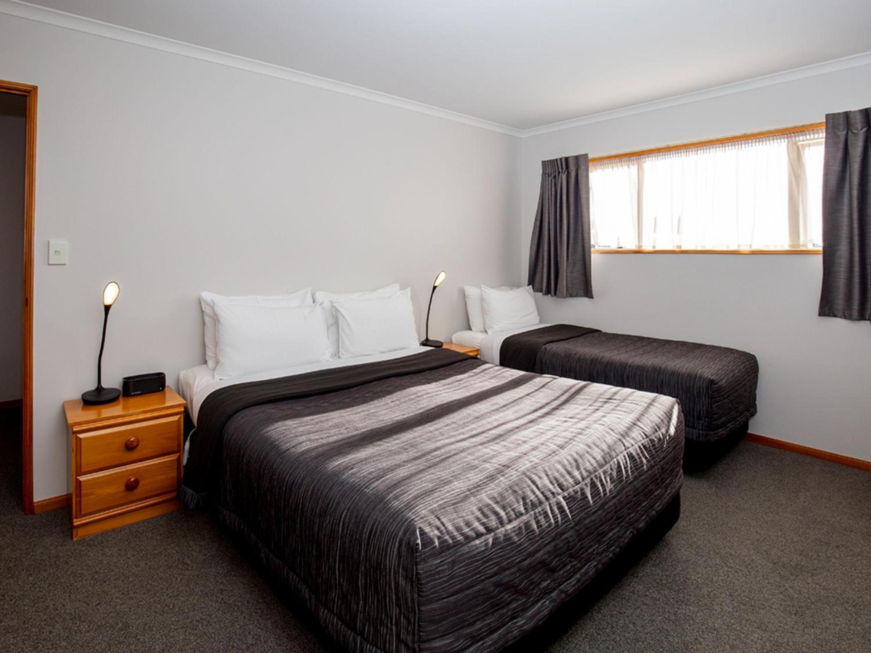 Two-Bedroom Apartment (6 Adults) photo 1